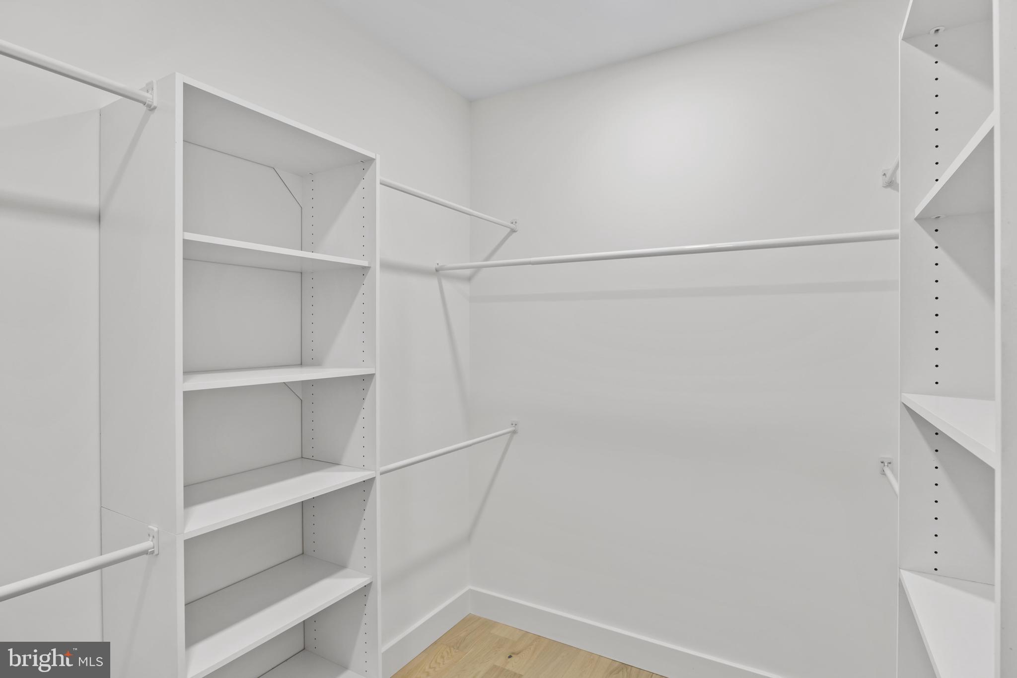 DEL RAY/ROSEMONT - Residential