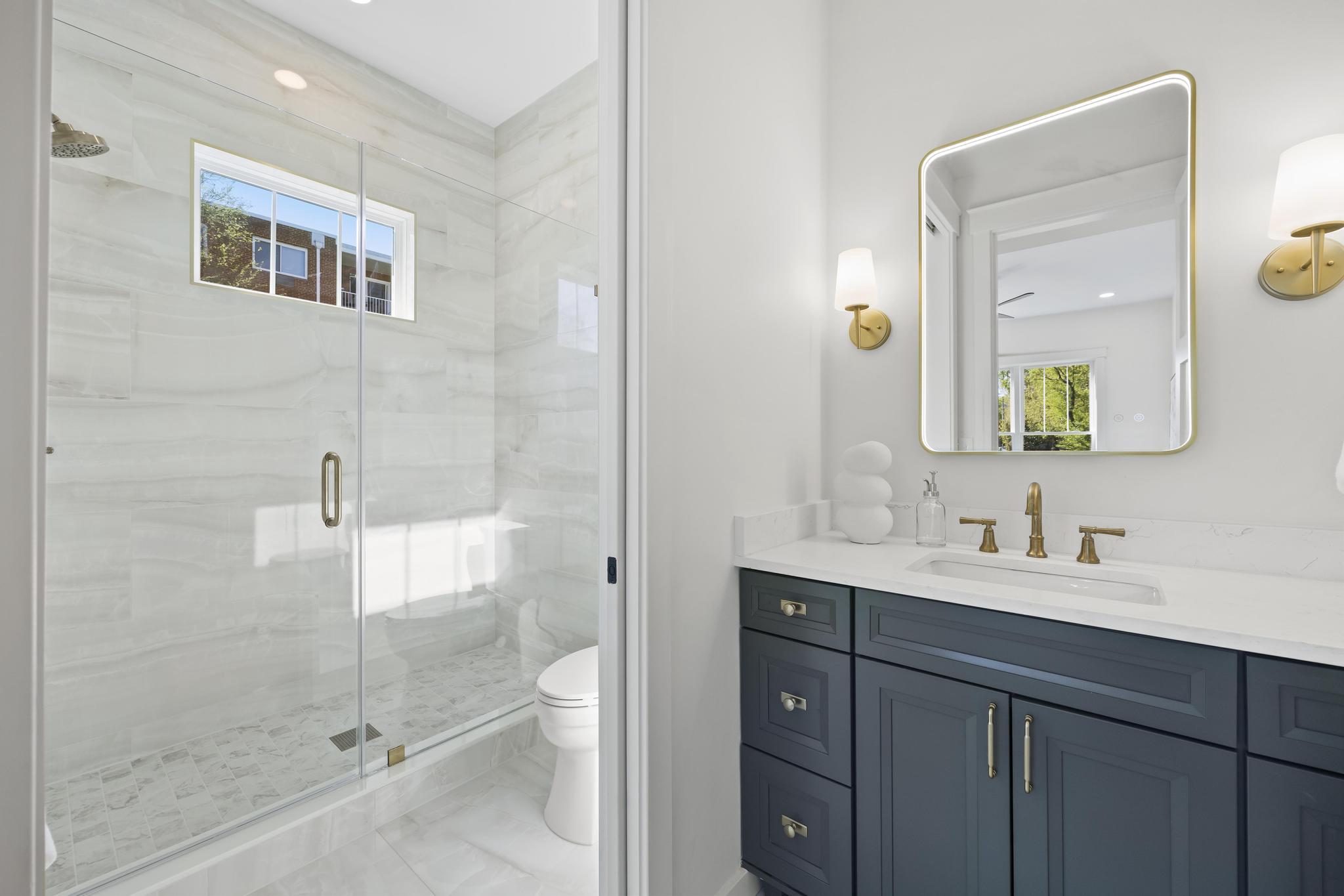 DEL RAY/ROSEMONT - Residential