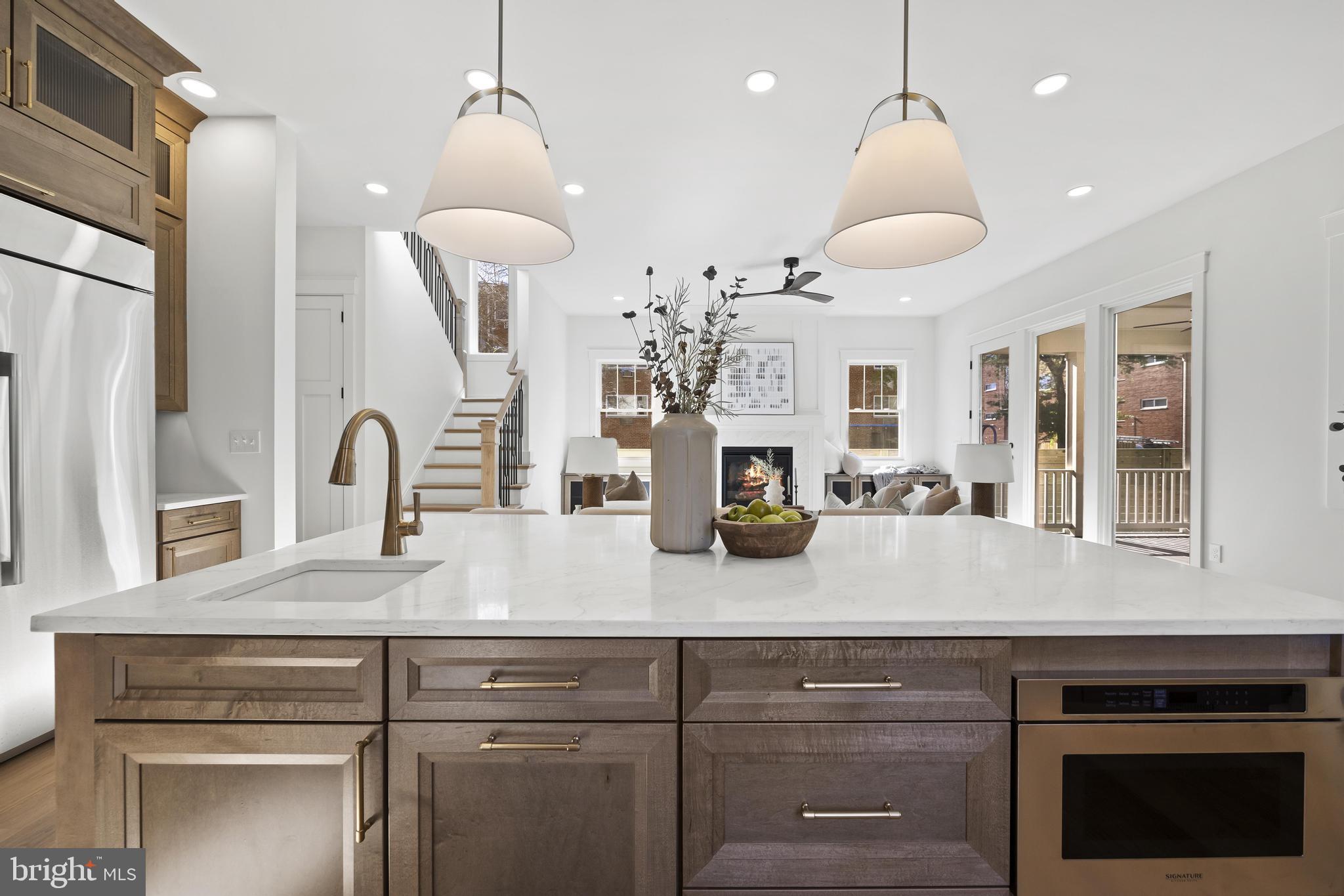 DEL RAY/ROSEMONT - Residential