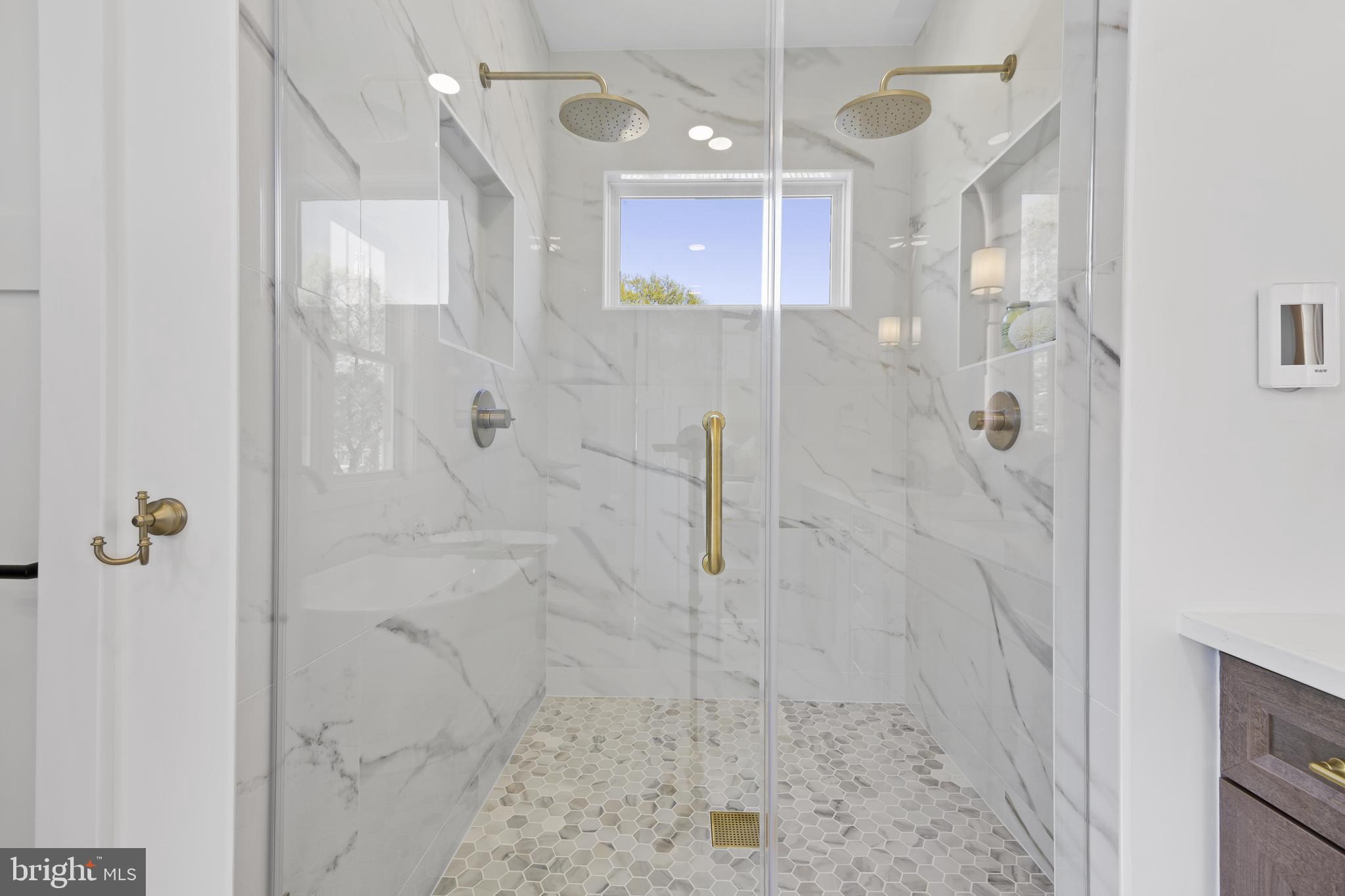 DEL RAY/ROSEMONT - Residential