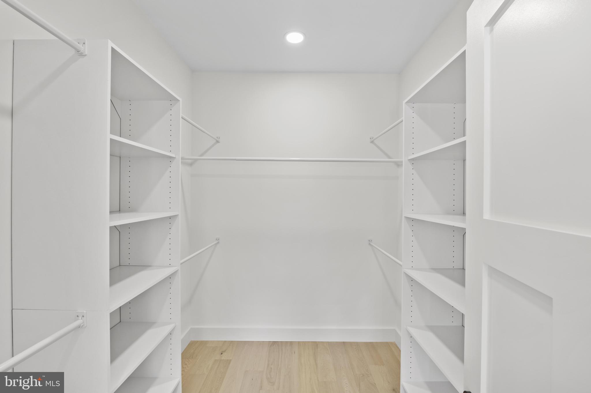 DEL RAY/ROSEMONT - Residential