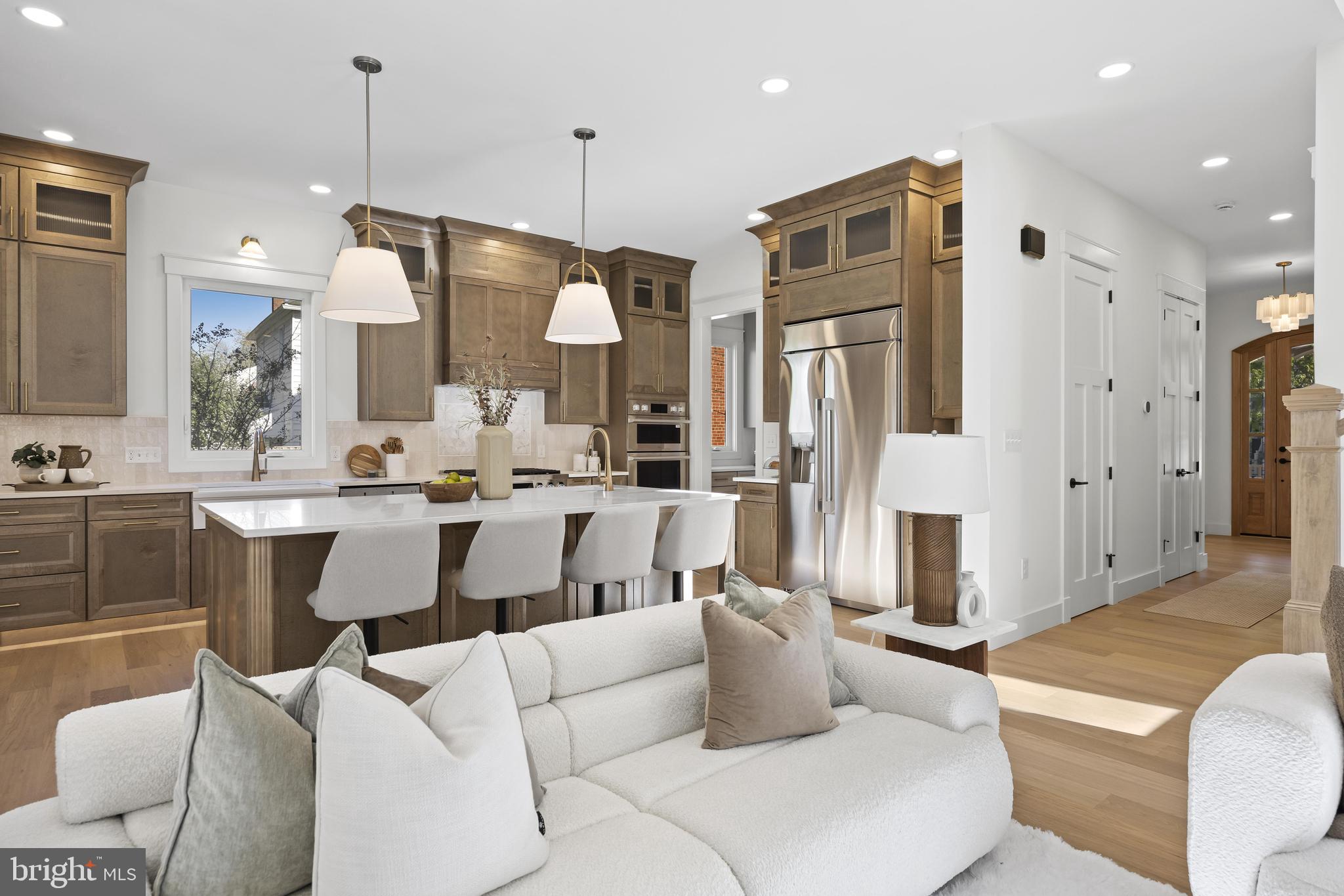 DEL RAY/ROSEMONT - Residential