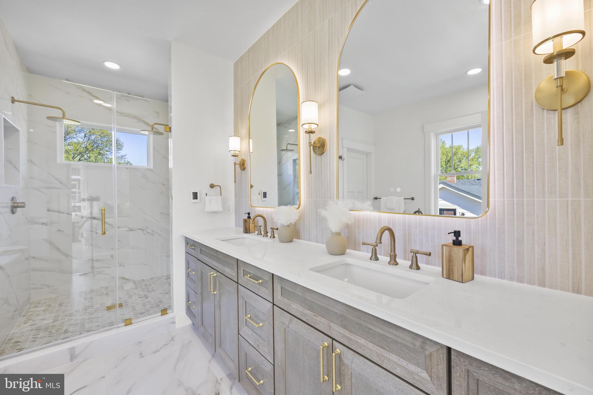 DEL RAY/ROSEMONT - Residential