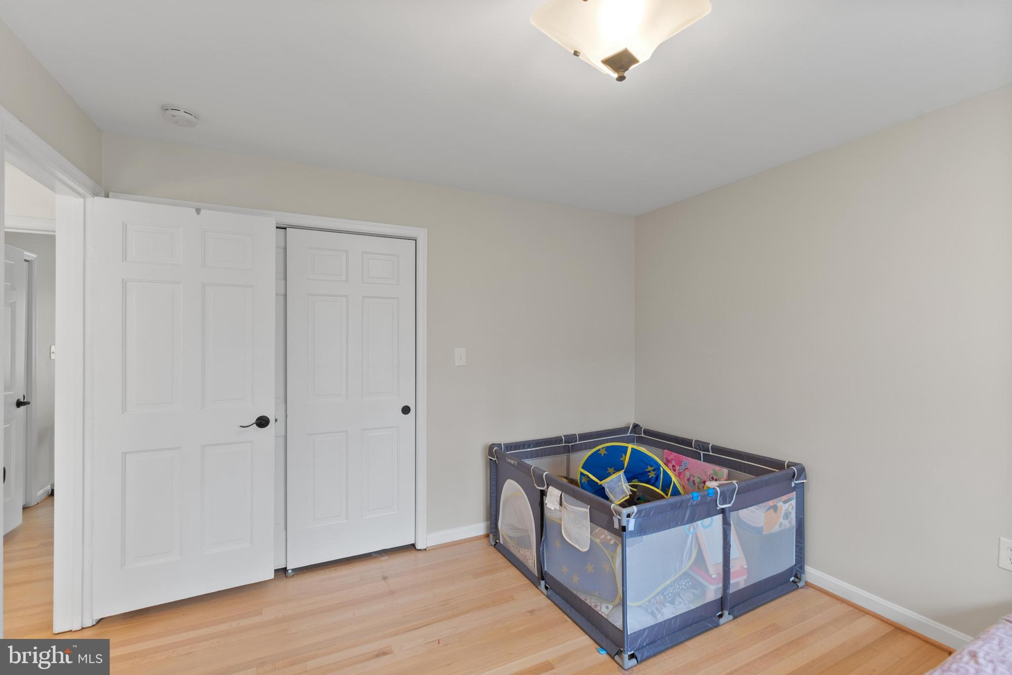 RIVERSIDE MANOR - Residential Lease