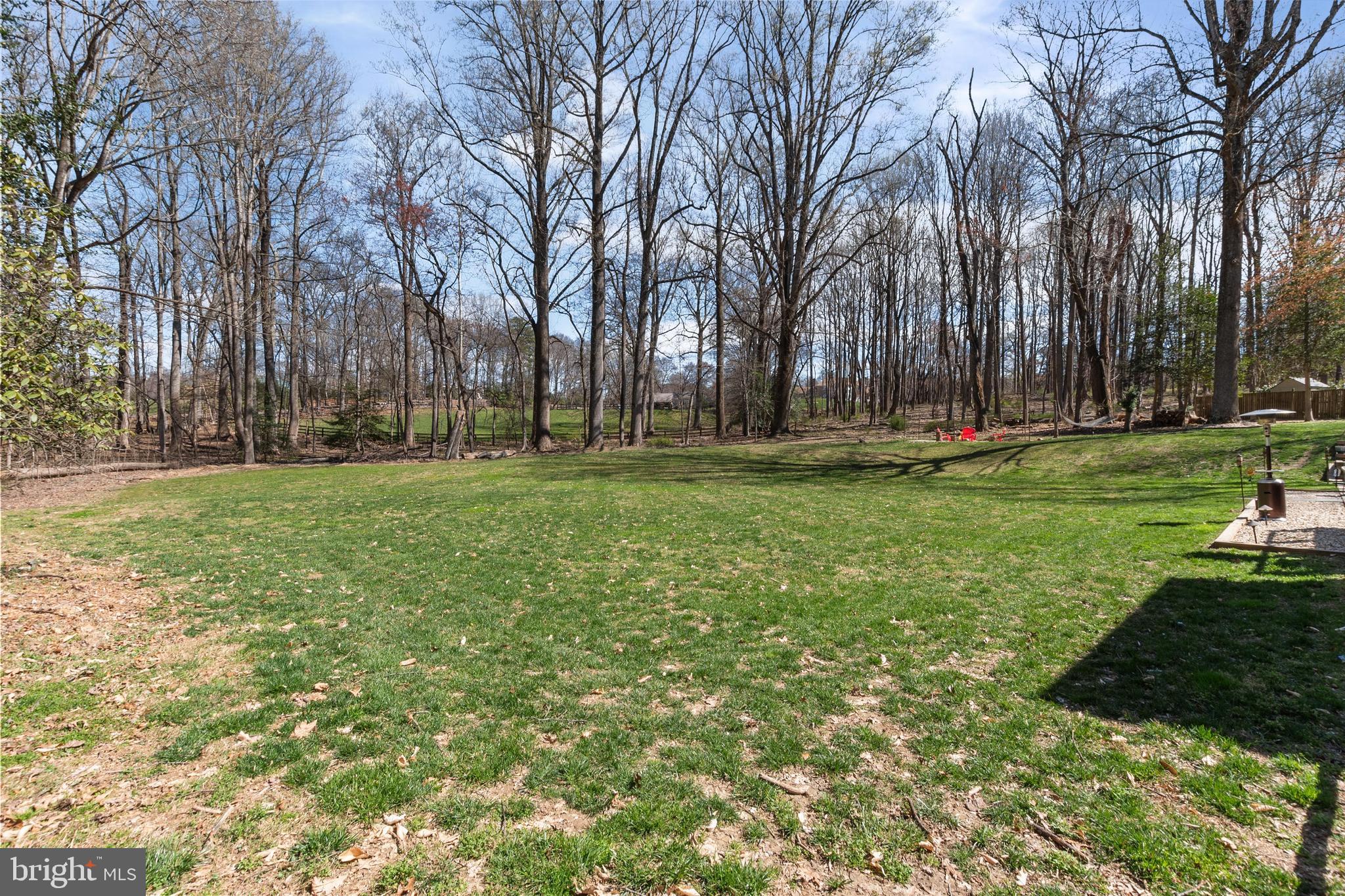 RIVERSIDE MANOR - Residential Lease