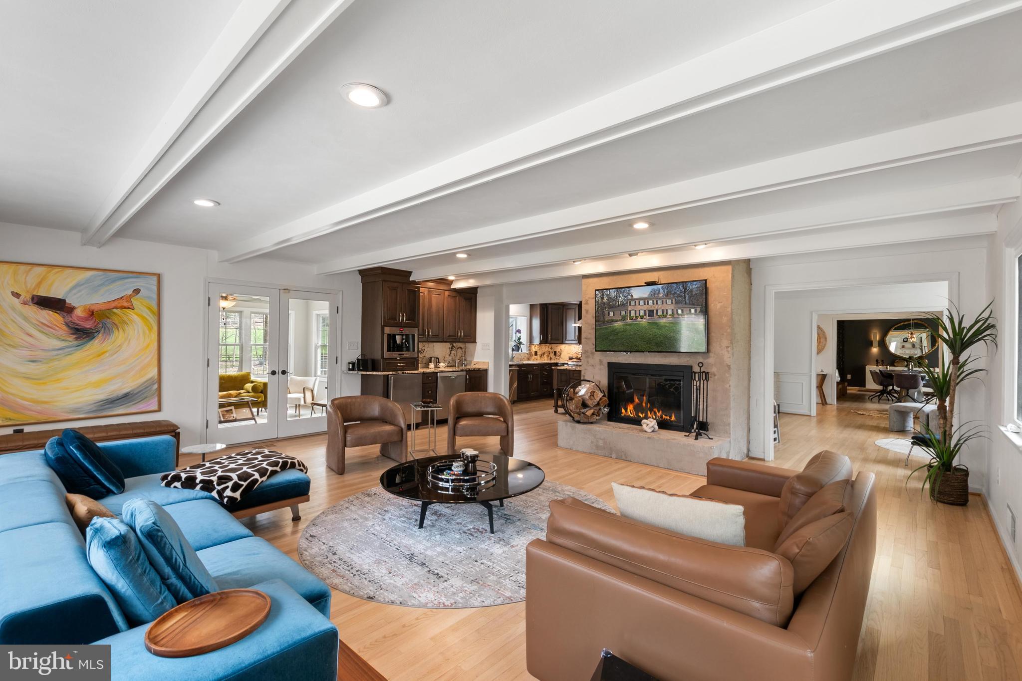 RIVERSIDE MANOR - Residential Lease