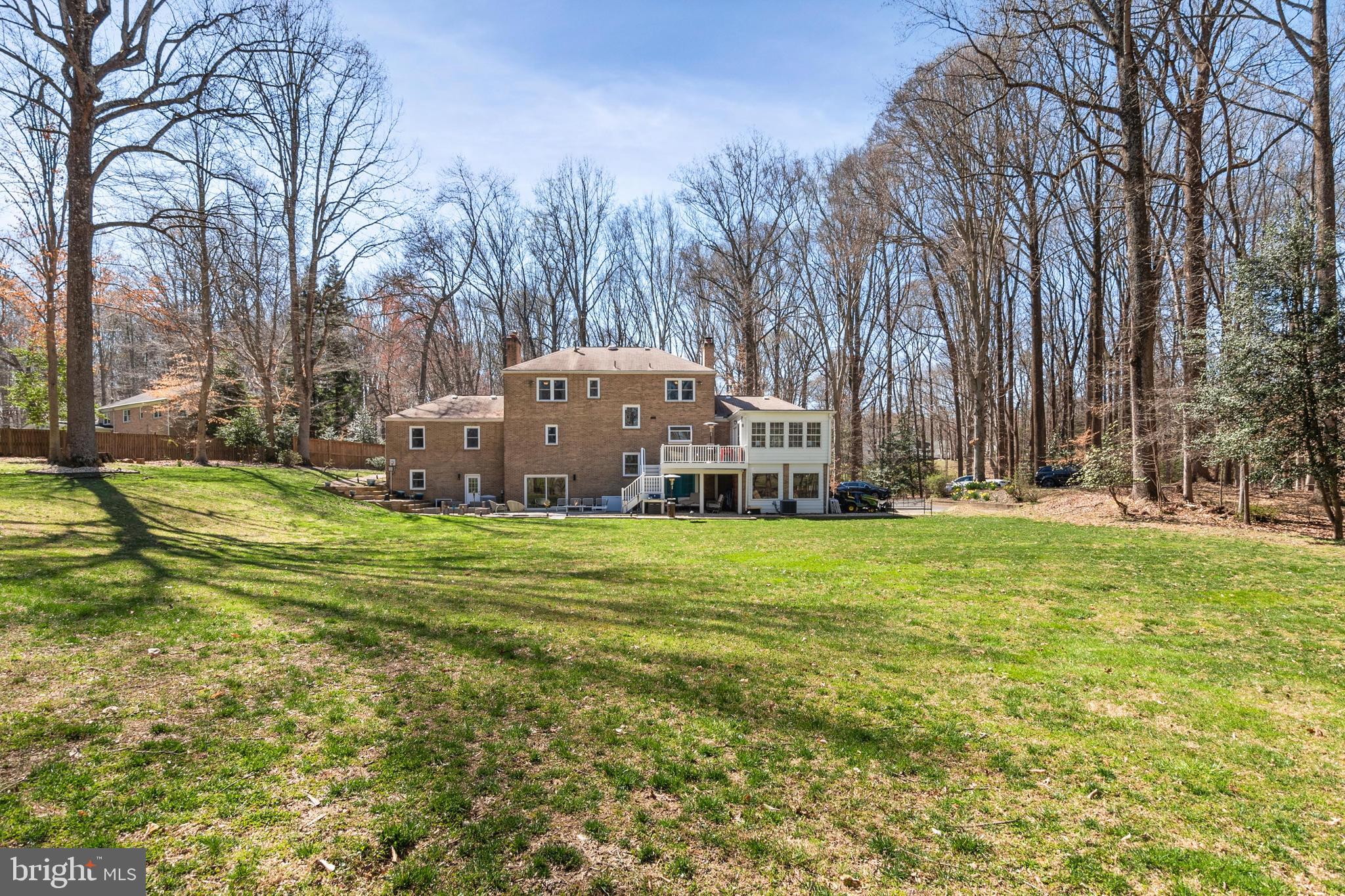 RIVERSIDE MANOR - Residential Lease