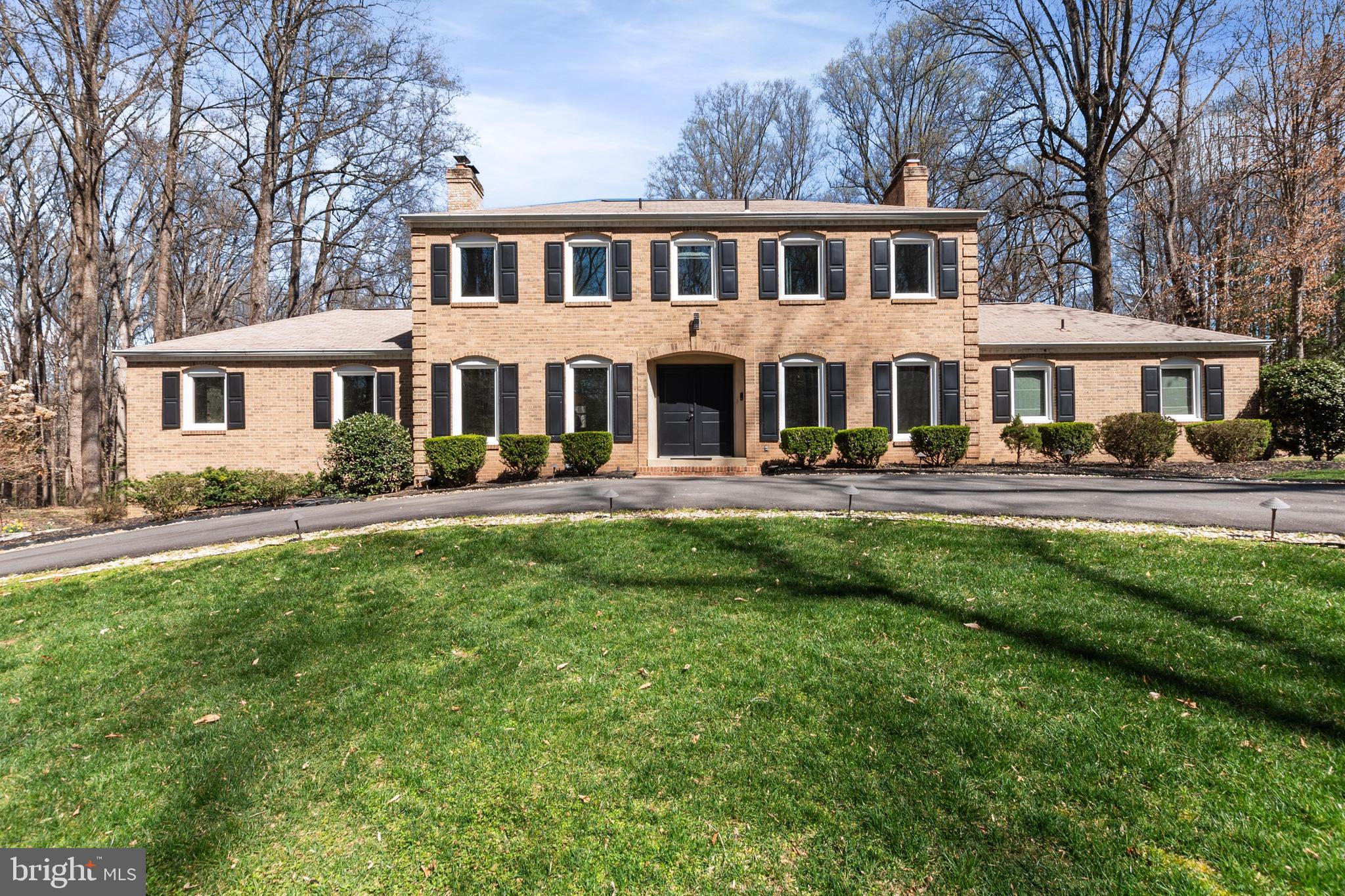 RIVERSIDE MANOR - Residential Lease