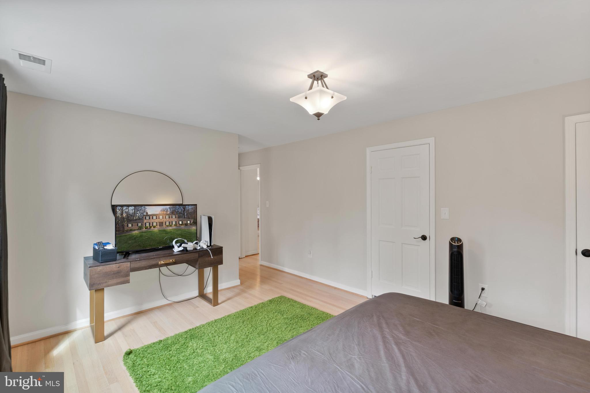 RIVERSIDE MANOR - Residential Lease