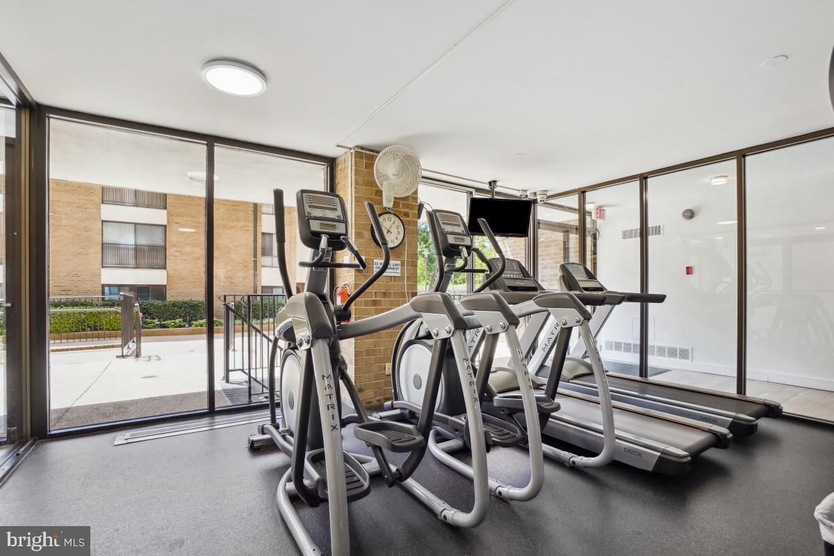 AMERICANA CENTRE - Residential