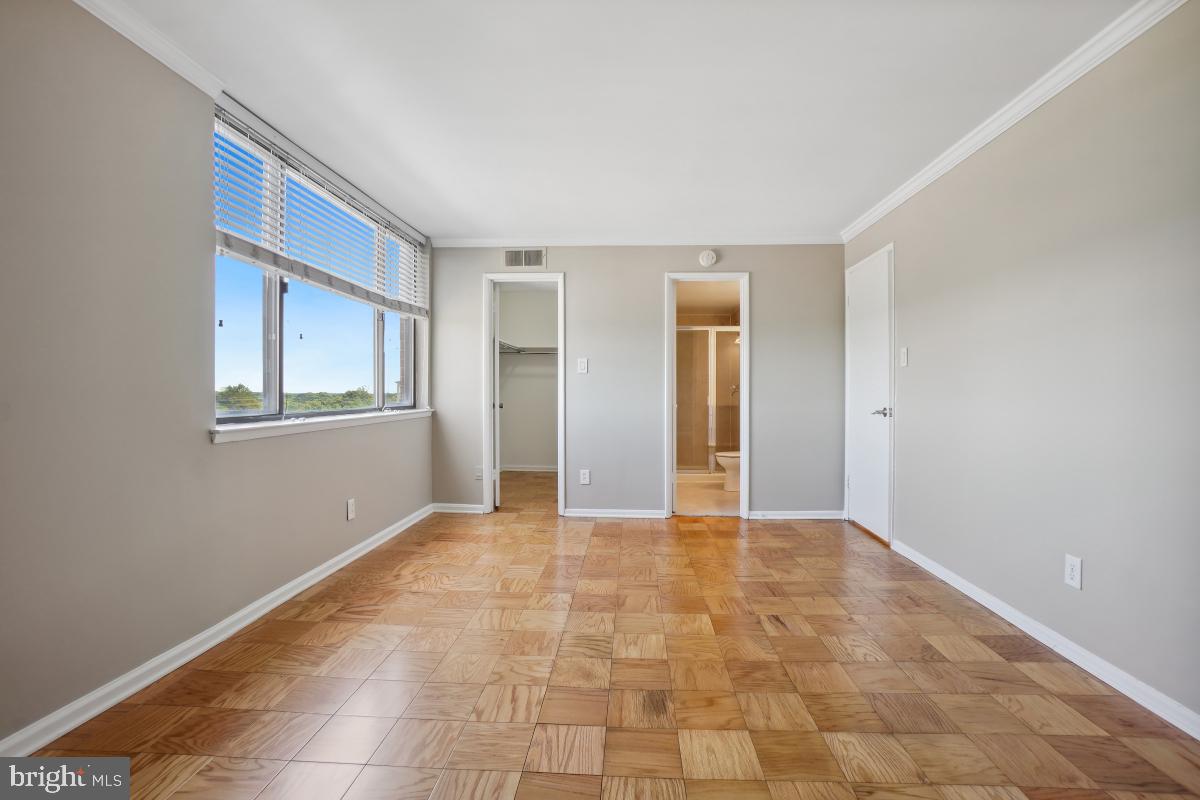 AMERICANA CENTRE - Residential