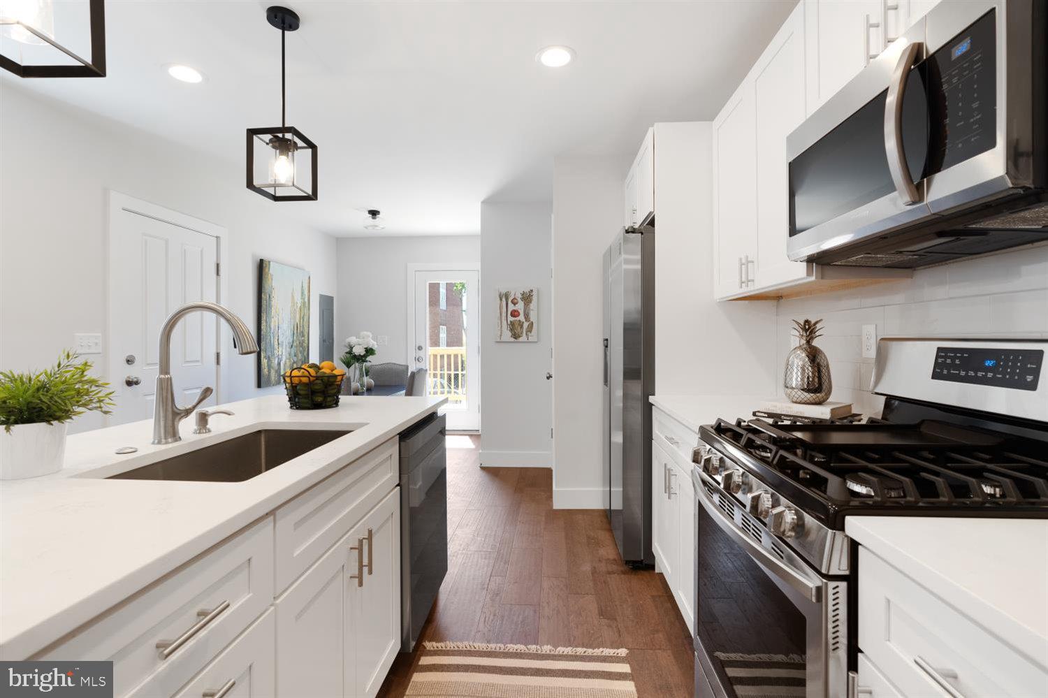 HAMPDEN HISTORIC DISTRICT - Residential