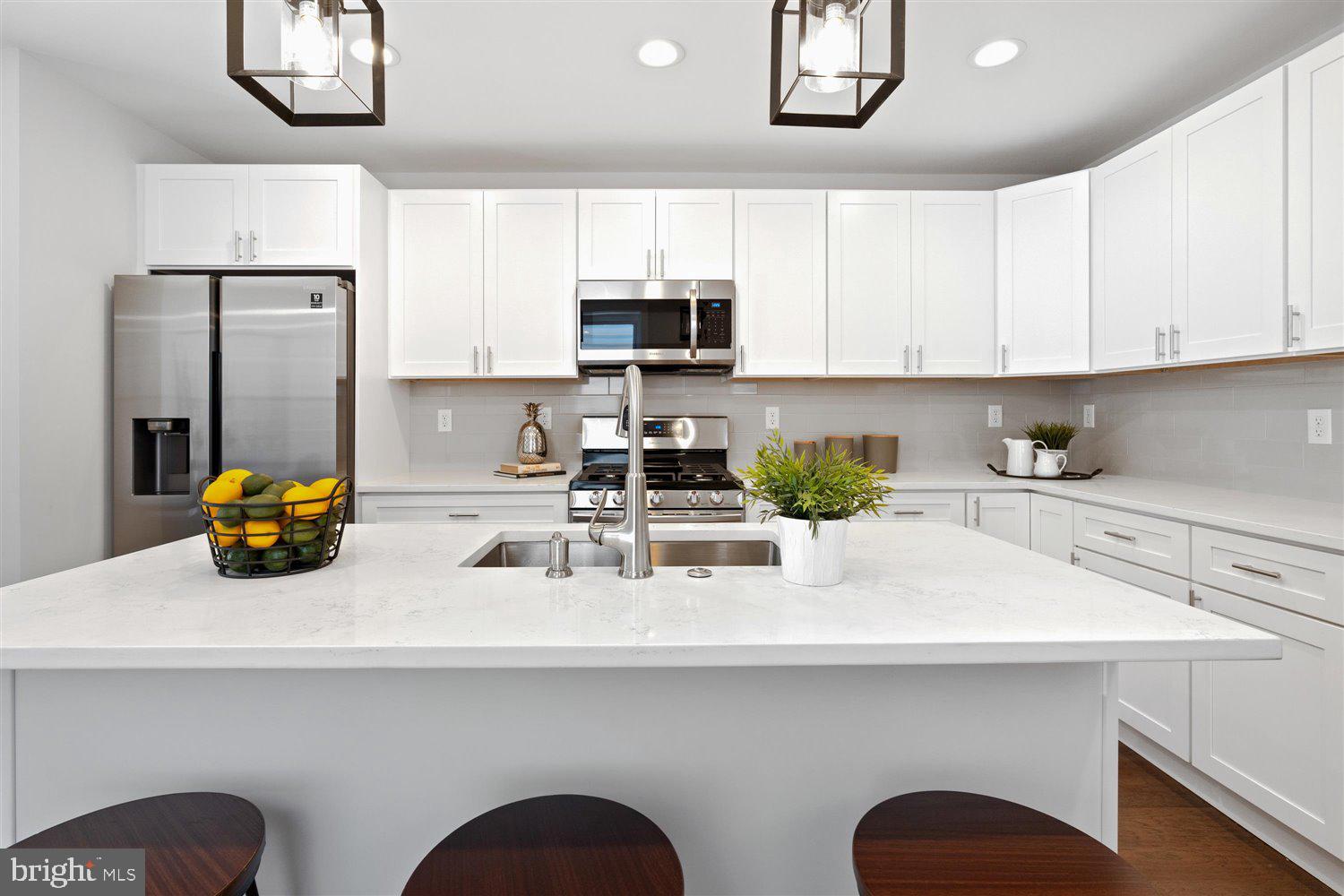 HAMPDEN HISTORIC DISTRICT - Residential