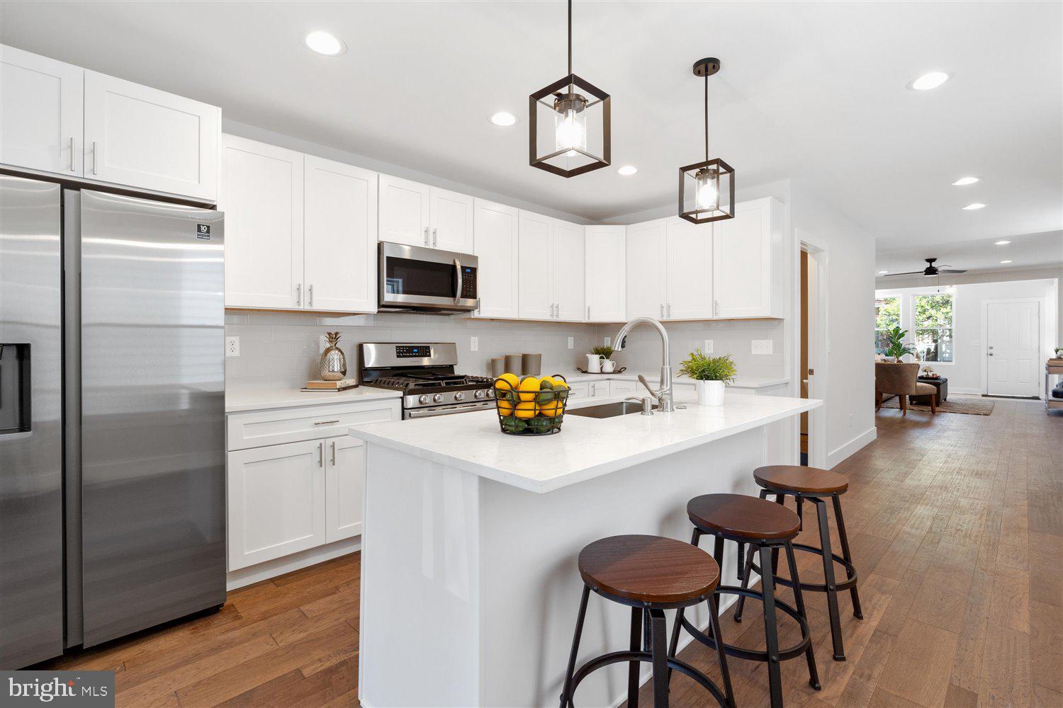 HAMPDEN HISTORIC DISTRICT - Residential