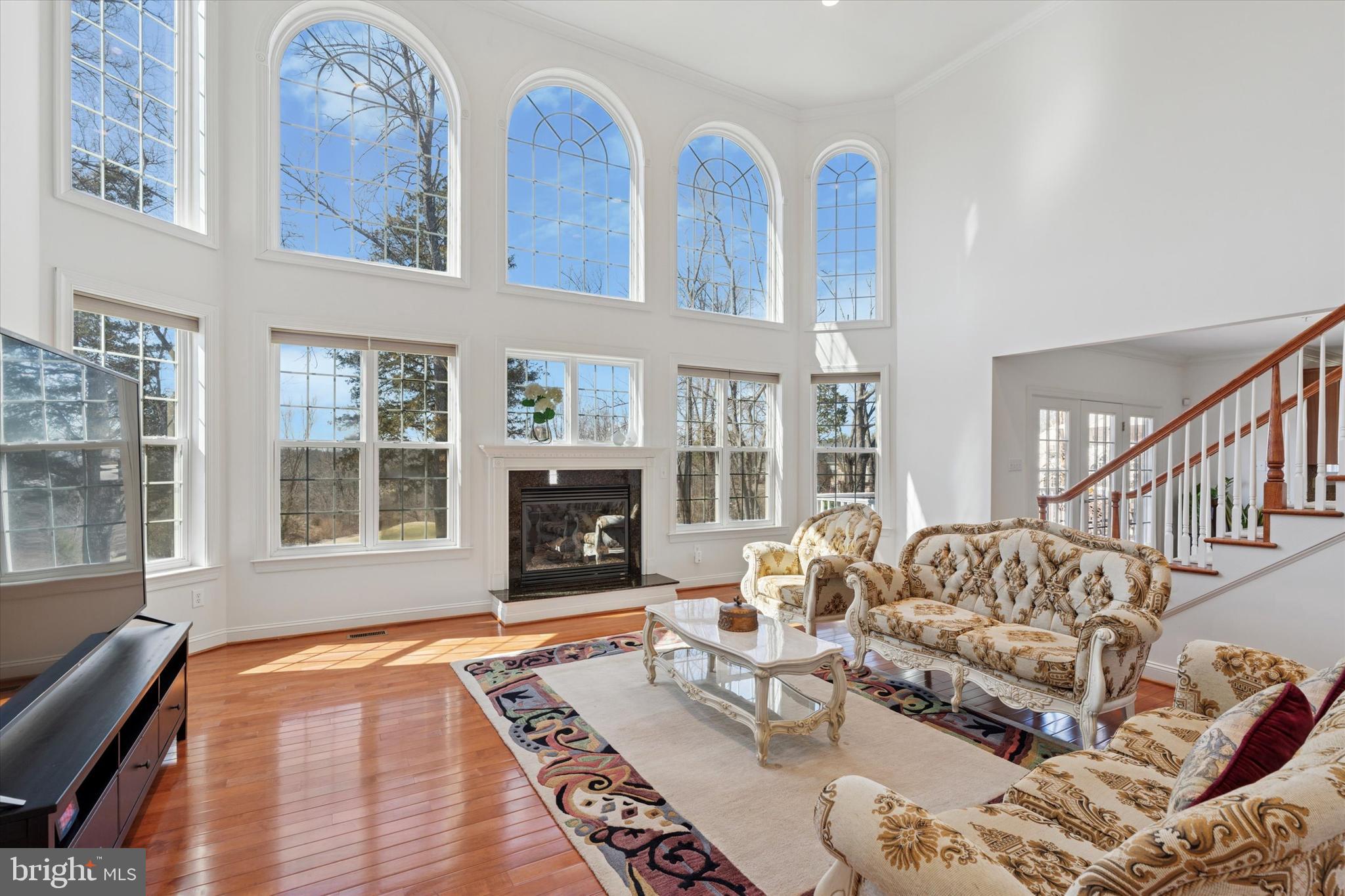 RAVENS CLAW - Residential