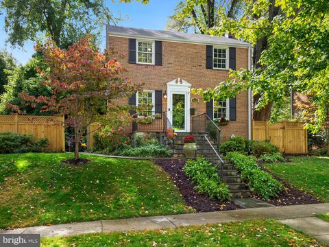 Photo of 4408 AMBLER DR, KENSINGTON, MD 20895 (MLS # MDMC2073106)