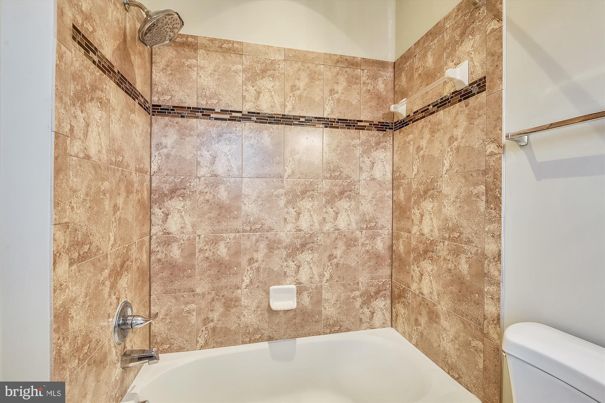 WOODSTREAM - Residential Lease