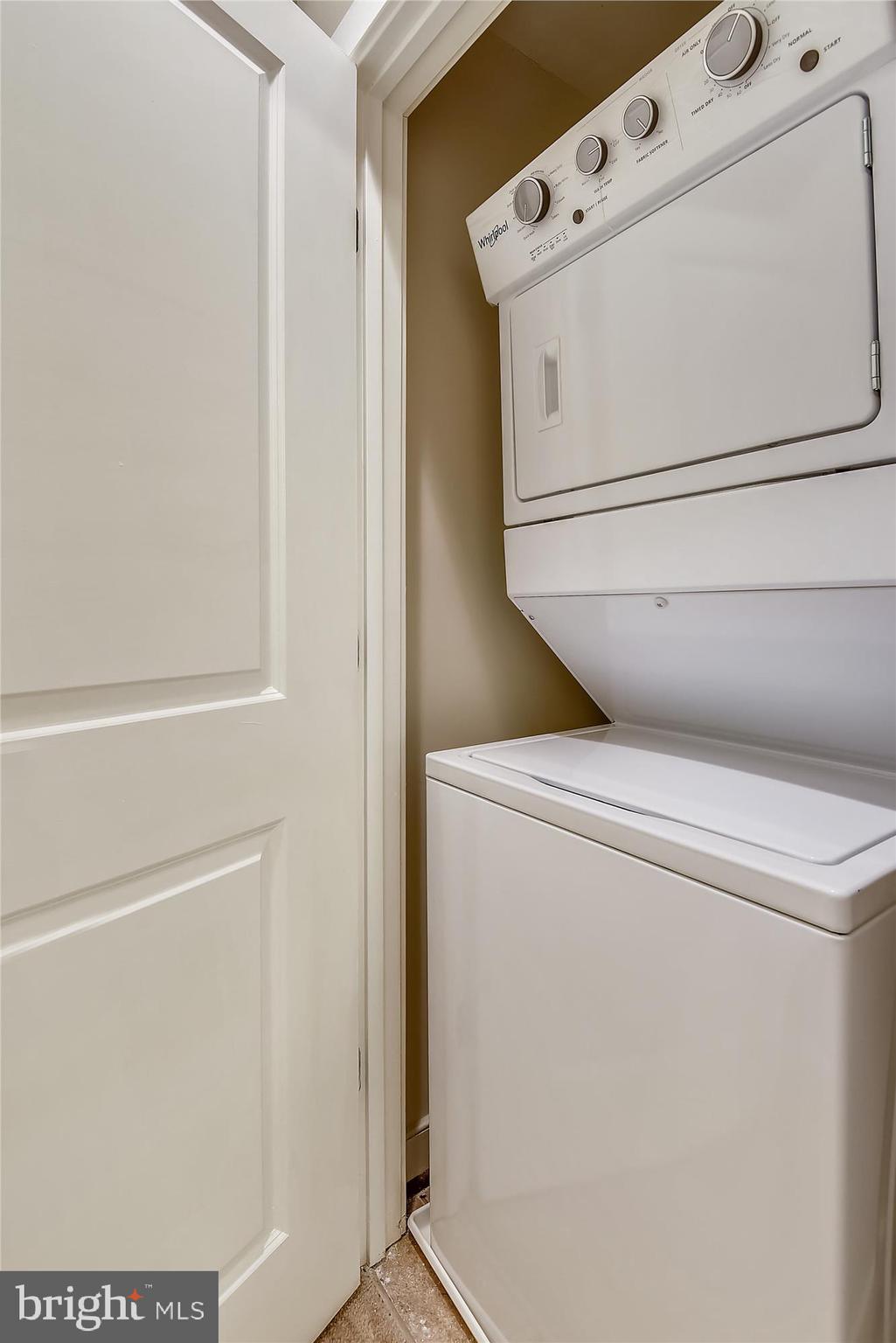 WOODSTREAM - Residential Lease