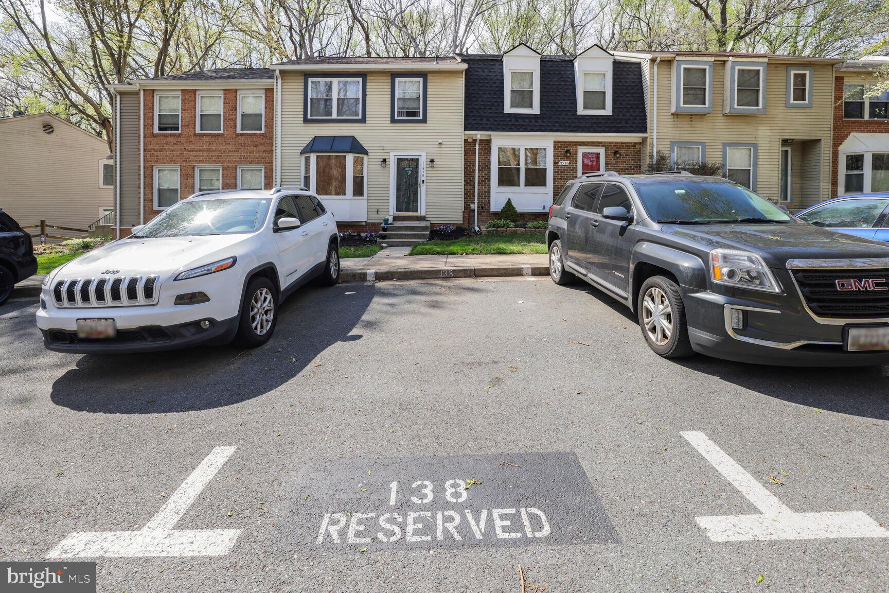 GUNNERS LAKE VILLAGE - Residential Lease