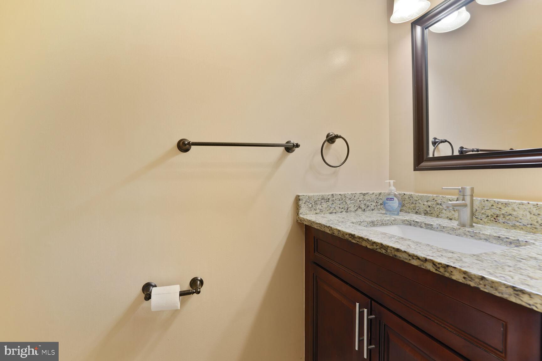 GUNNERS LAKE VILLAGE - Residential Lease