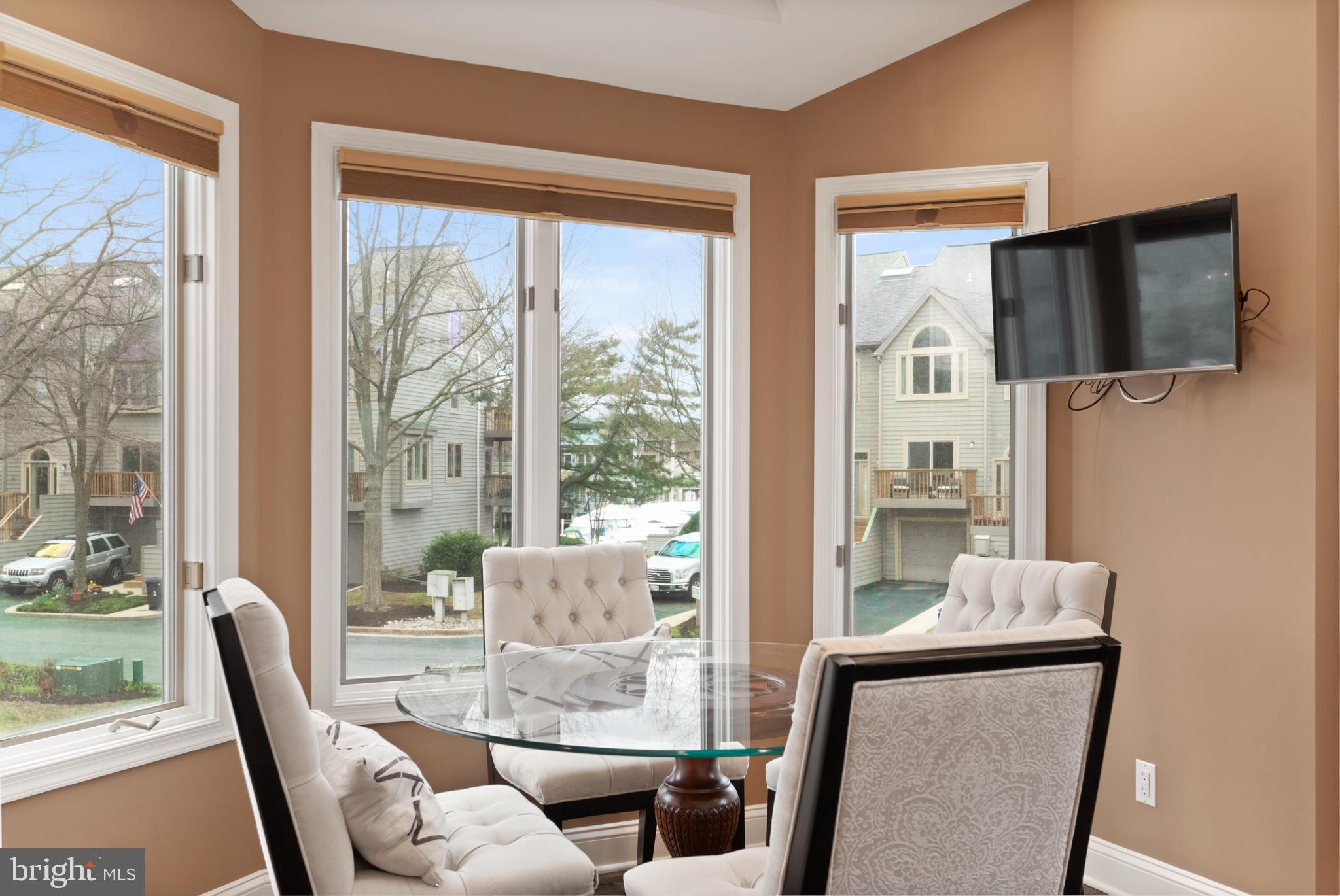 CHESAPEAKE HARBOUR - Residential