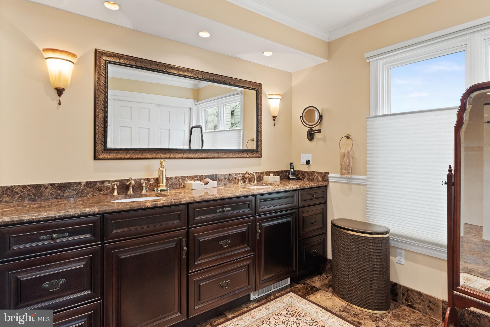 CHESAPEAKE HARBOUR - Residential