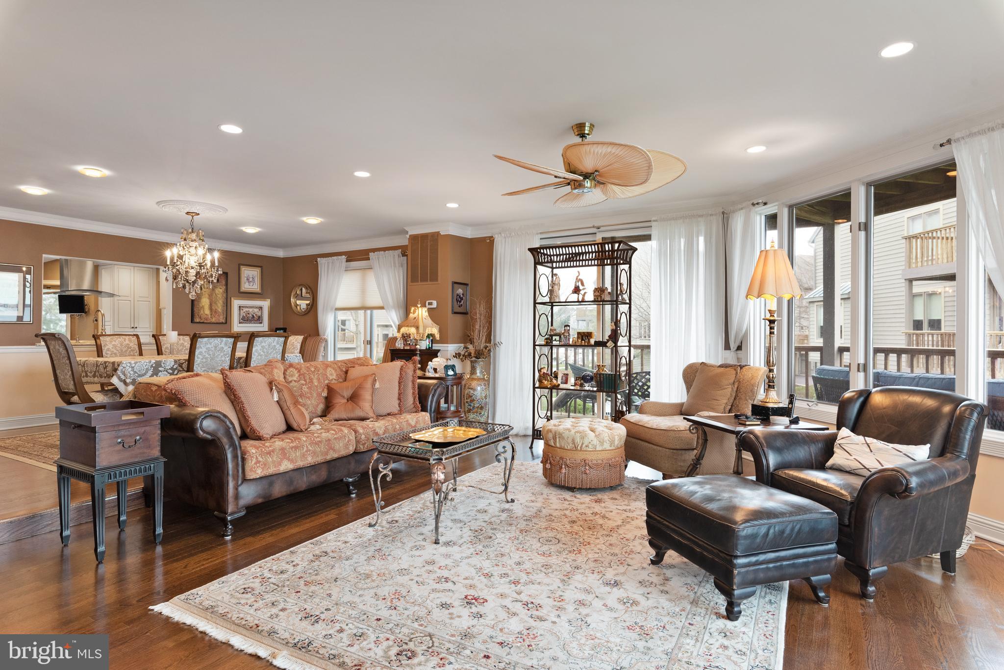 CHESAPEAKE HARBOUR - Residential