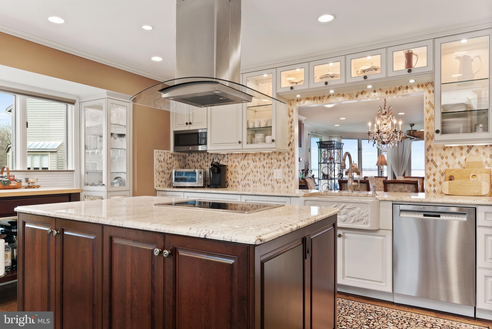 CHESAPEAKE HARBOUR - Residential