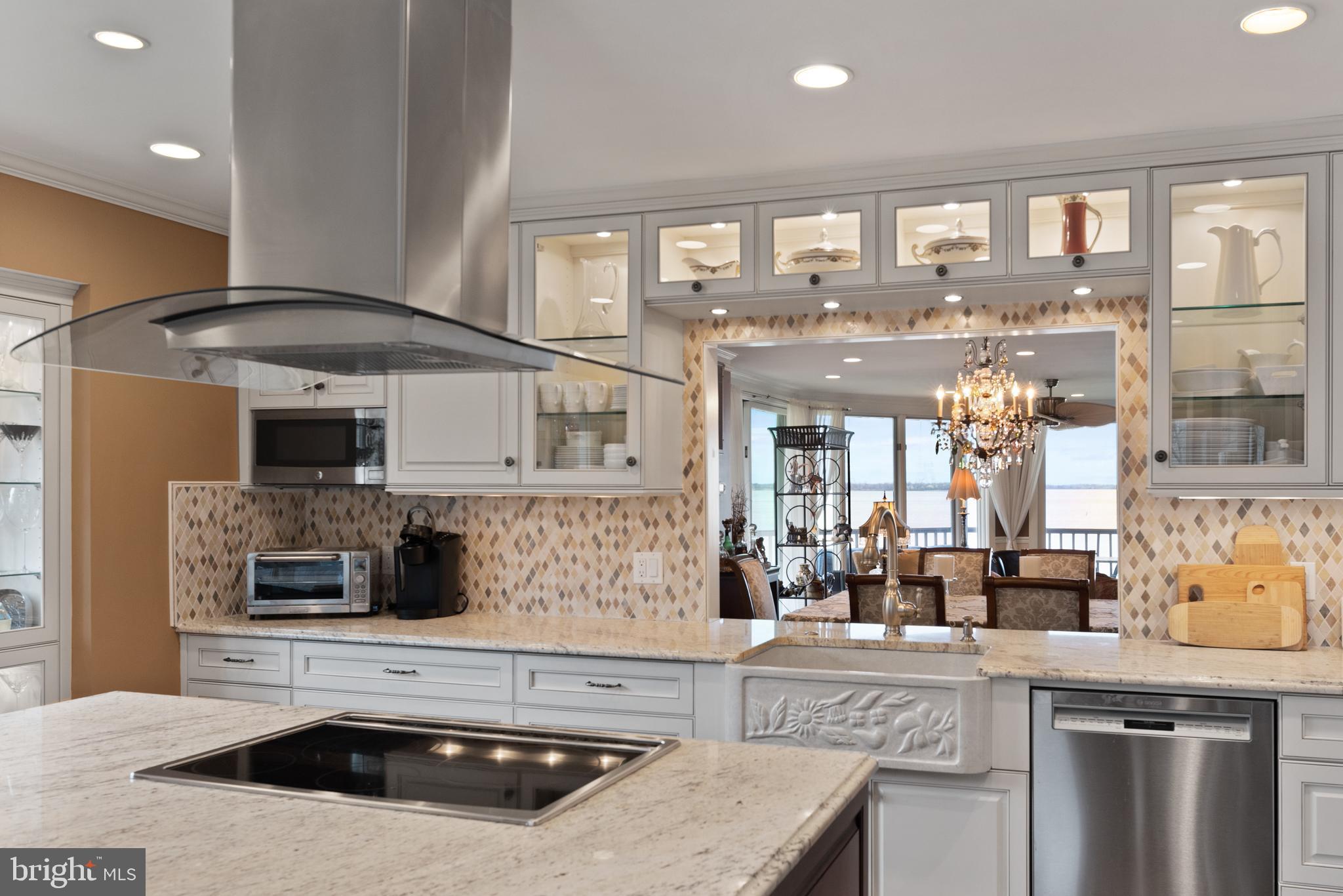 CHESAPEAKE HARBOUR - Residential