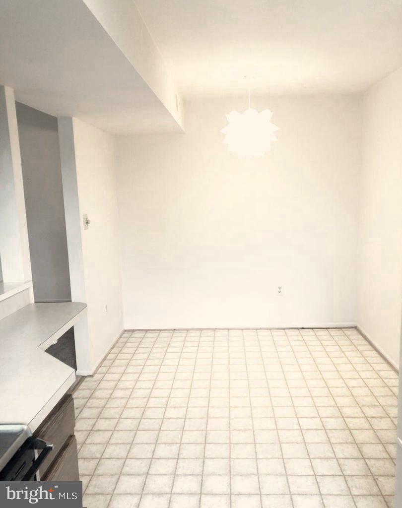 NEW PROVIDENCE VILLAGE - Residential Lease