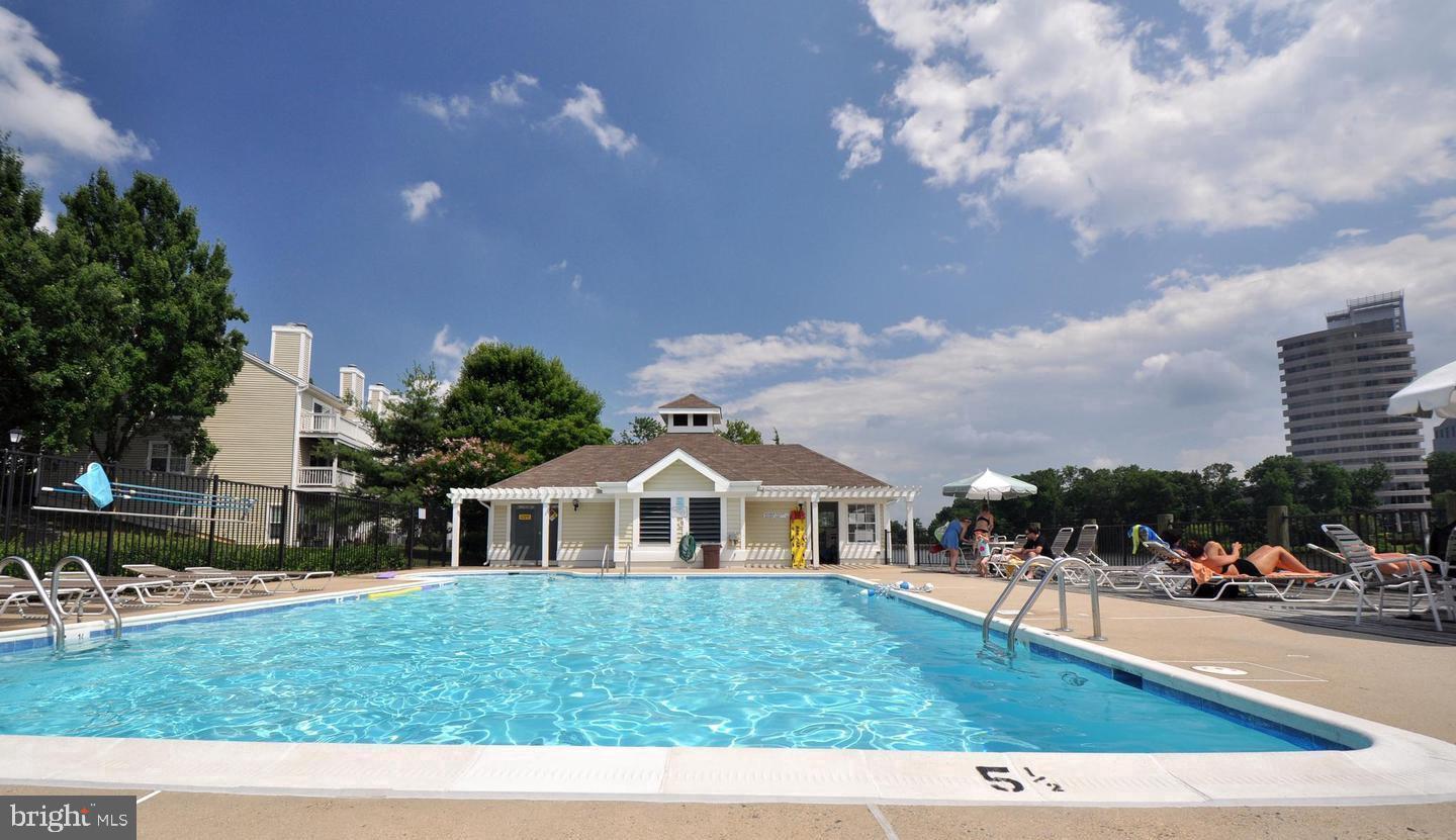 NEW PROVIDENCE VILLAGE - Residential Lease