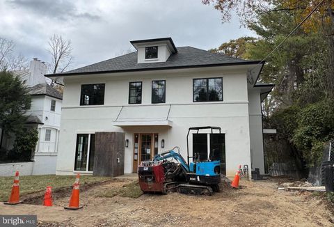 2733 CHESAPEAKE STREET NW WASHINGTON DC 20008