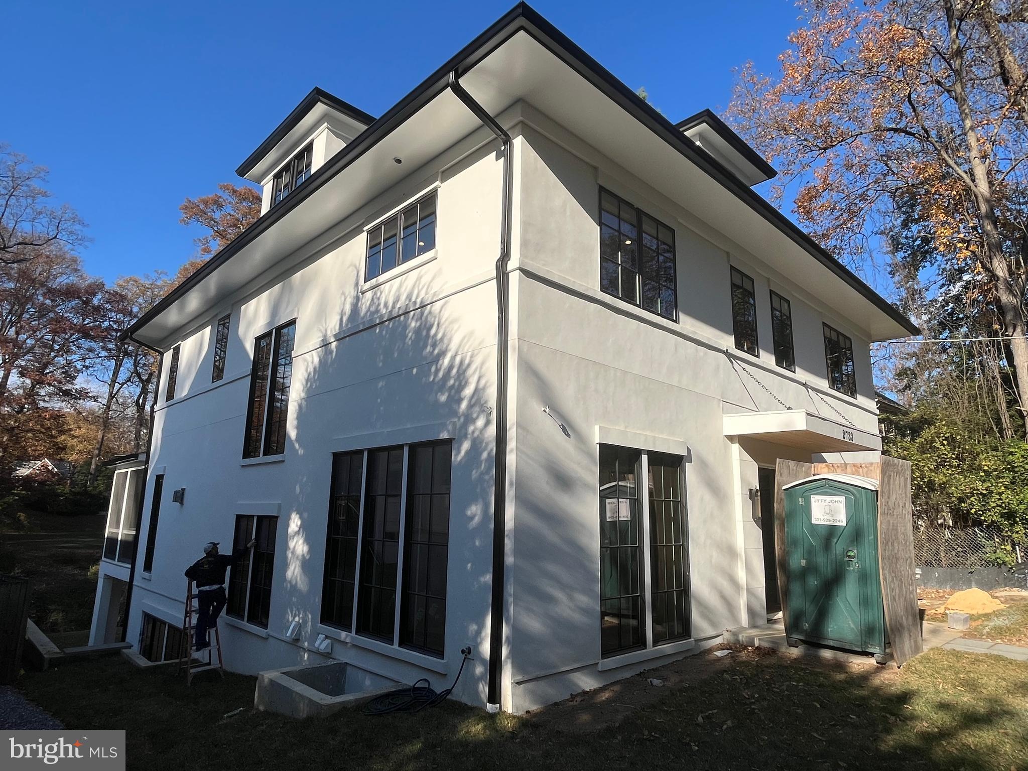 2733 CHESAPEAKE STREET NW