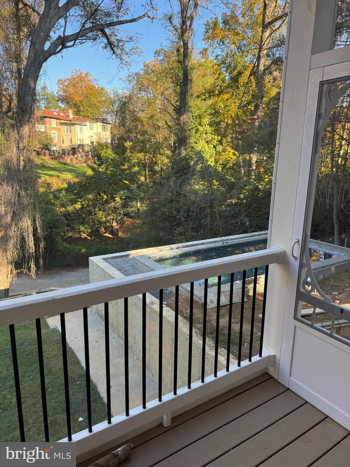 2733 CHESAPEAKE STREET NW