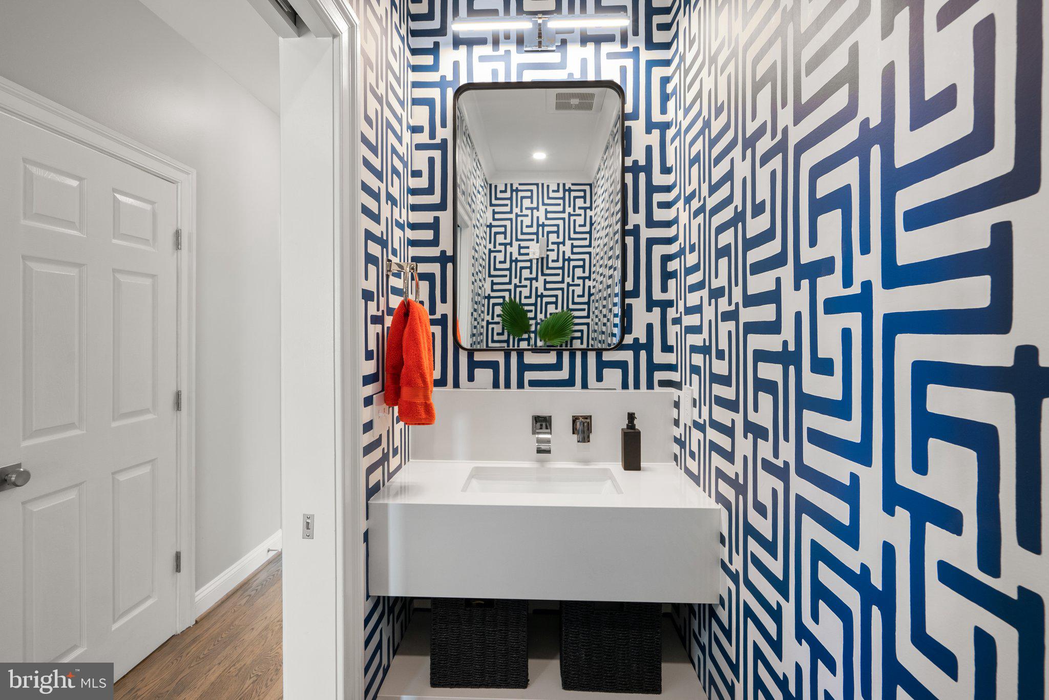 SOUTH BANK - Residential