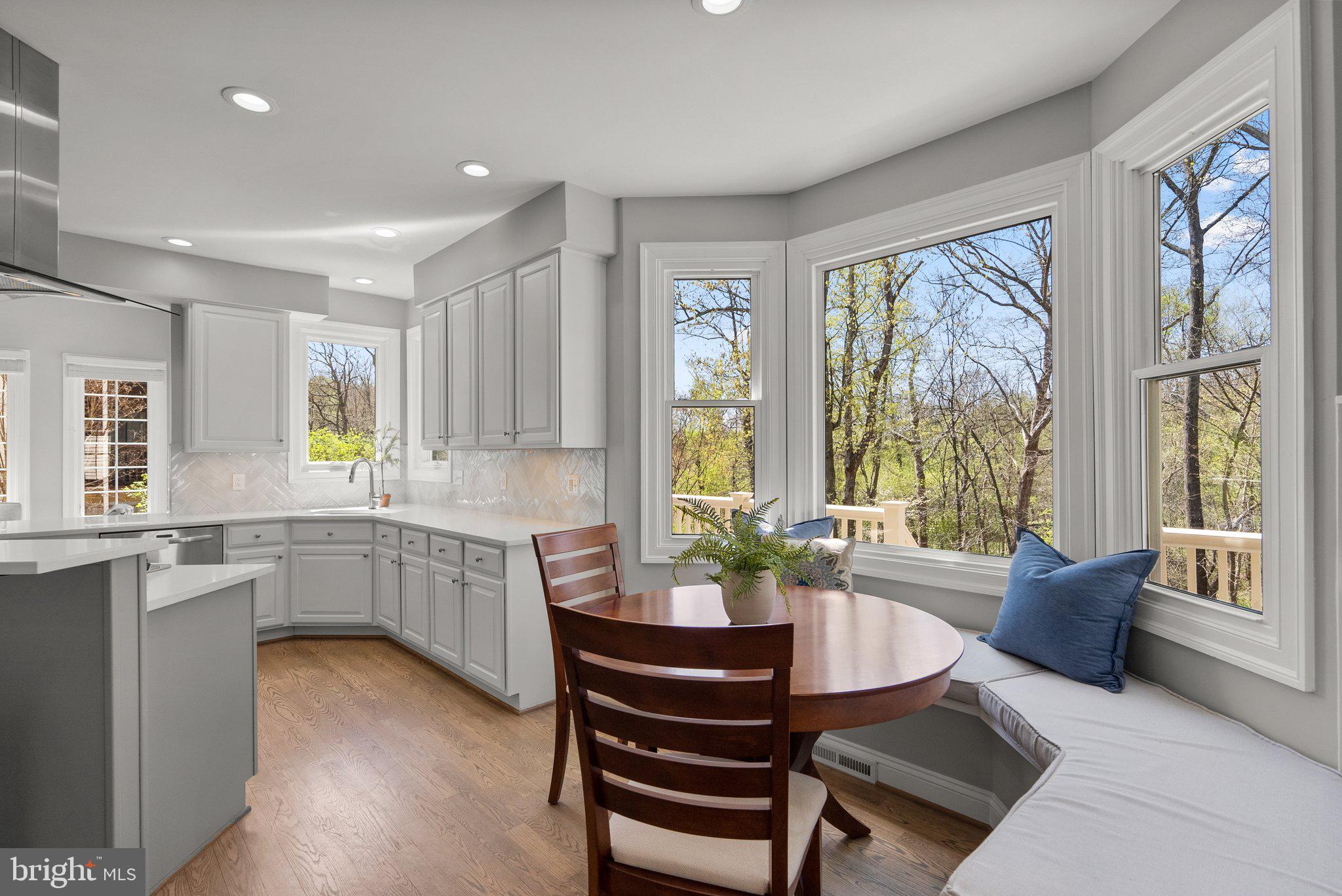 SOUTH BANK - Residential