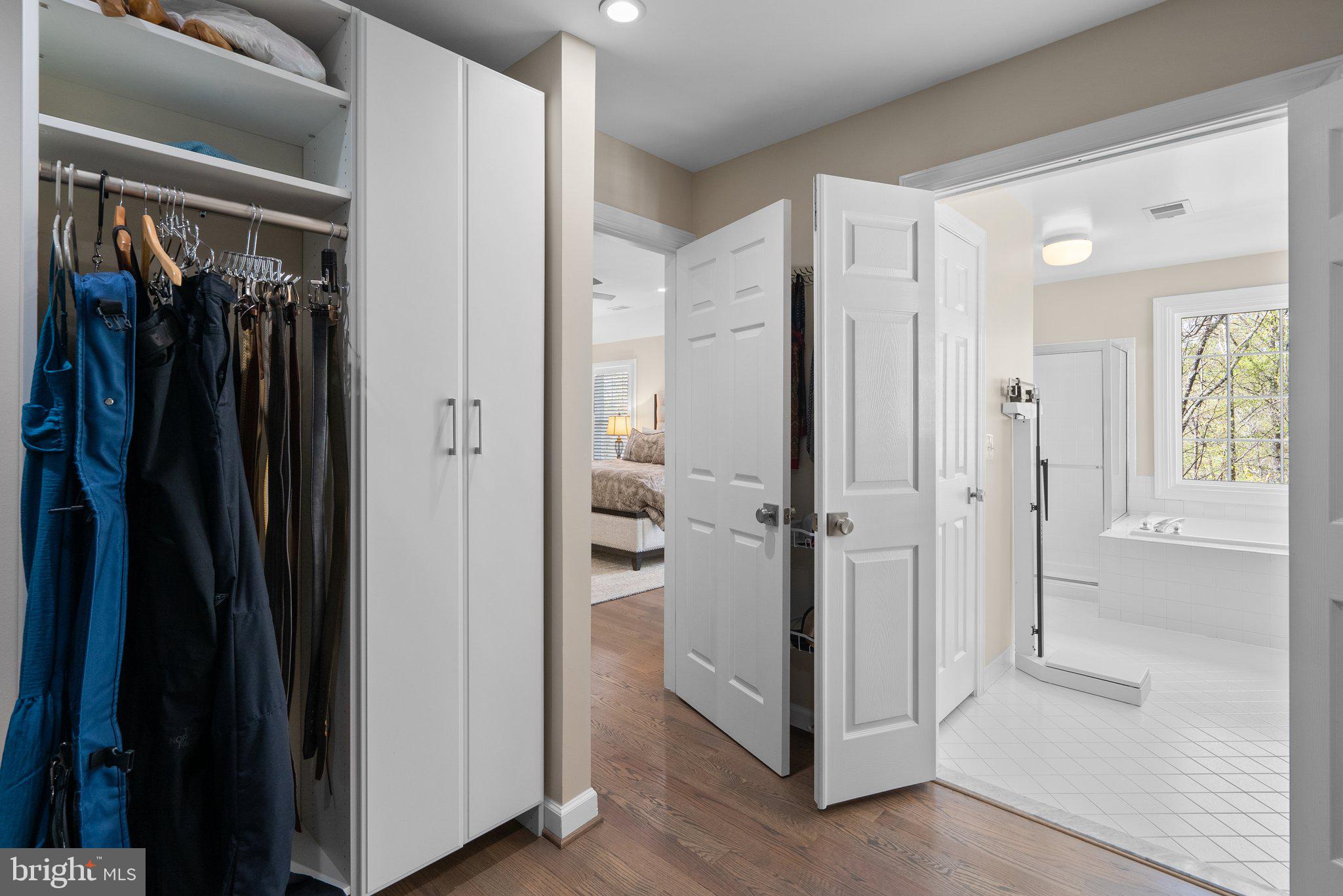 SOUTH BANK - Residential