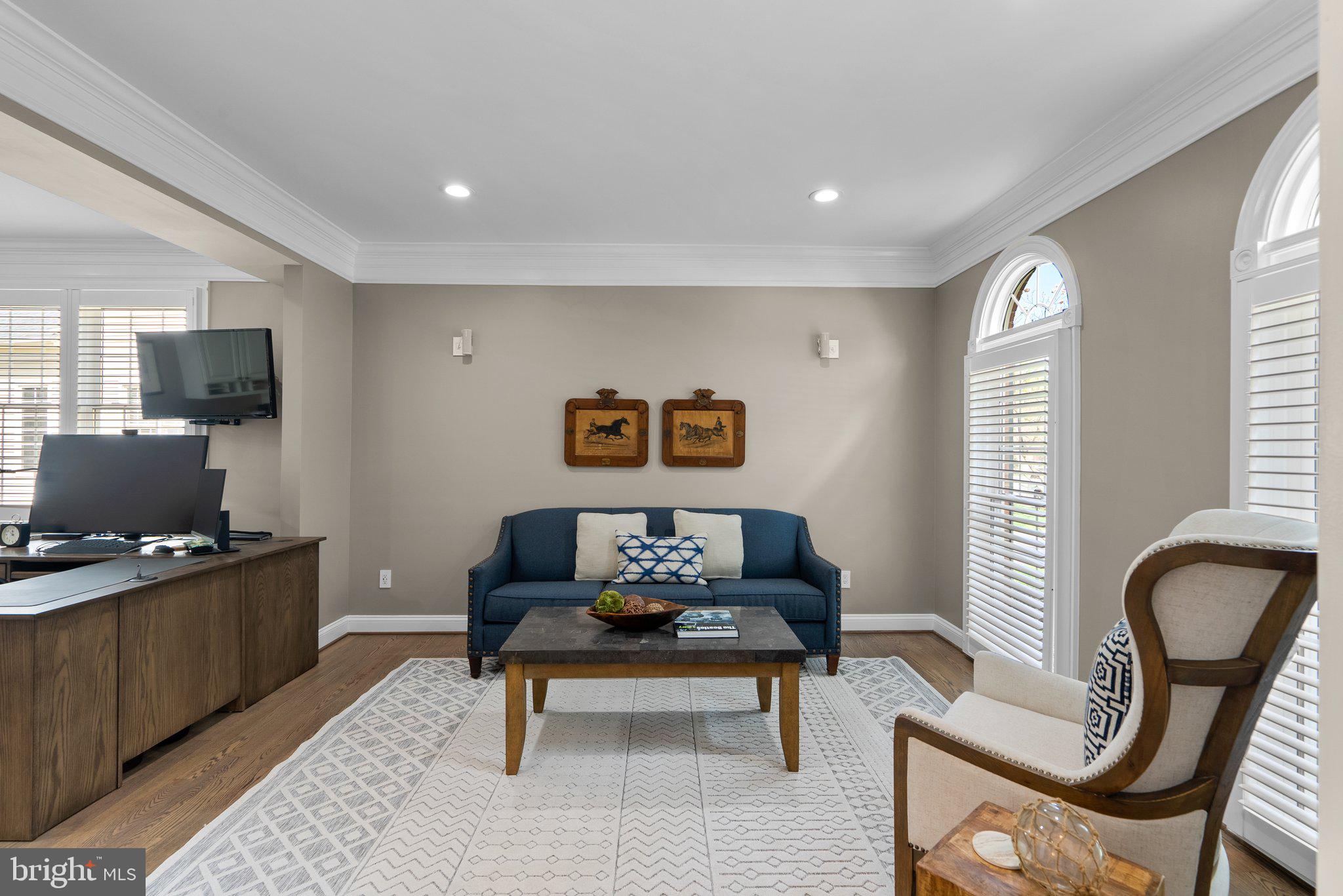 SOUTH BANK - Residential