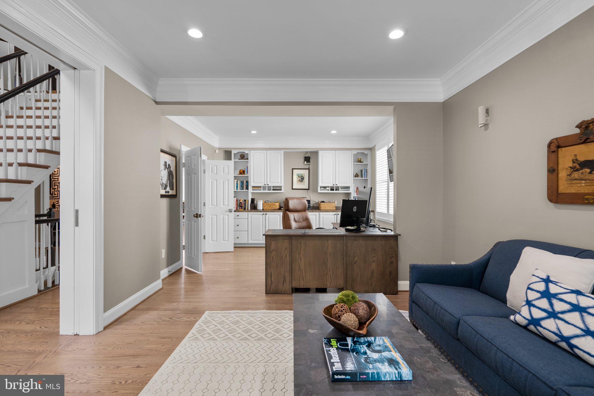 SOUTH BANK - Residential