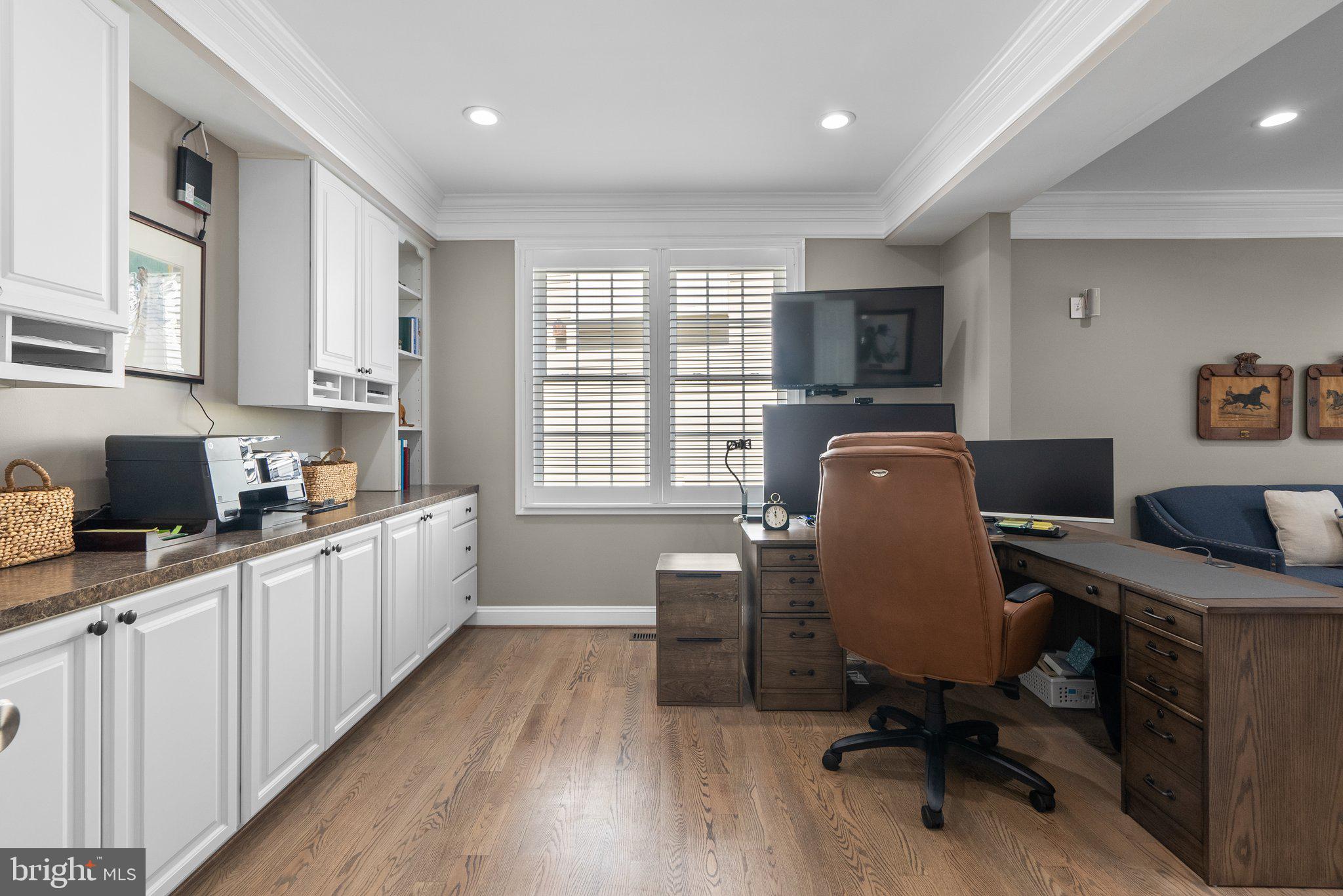 SOUTH BANK - Residential