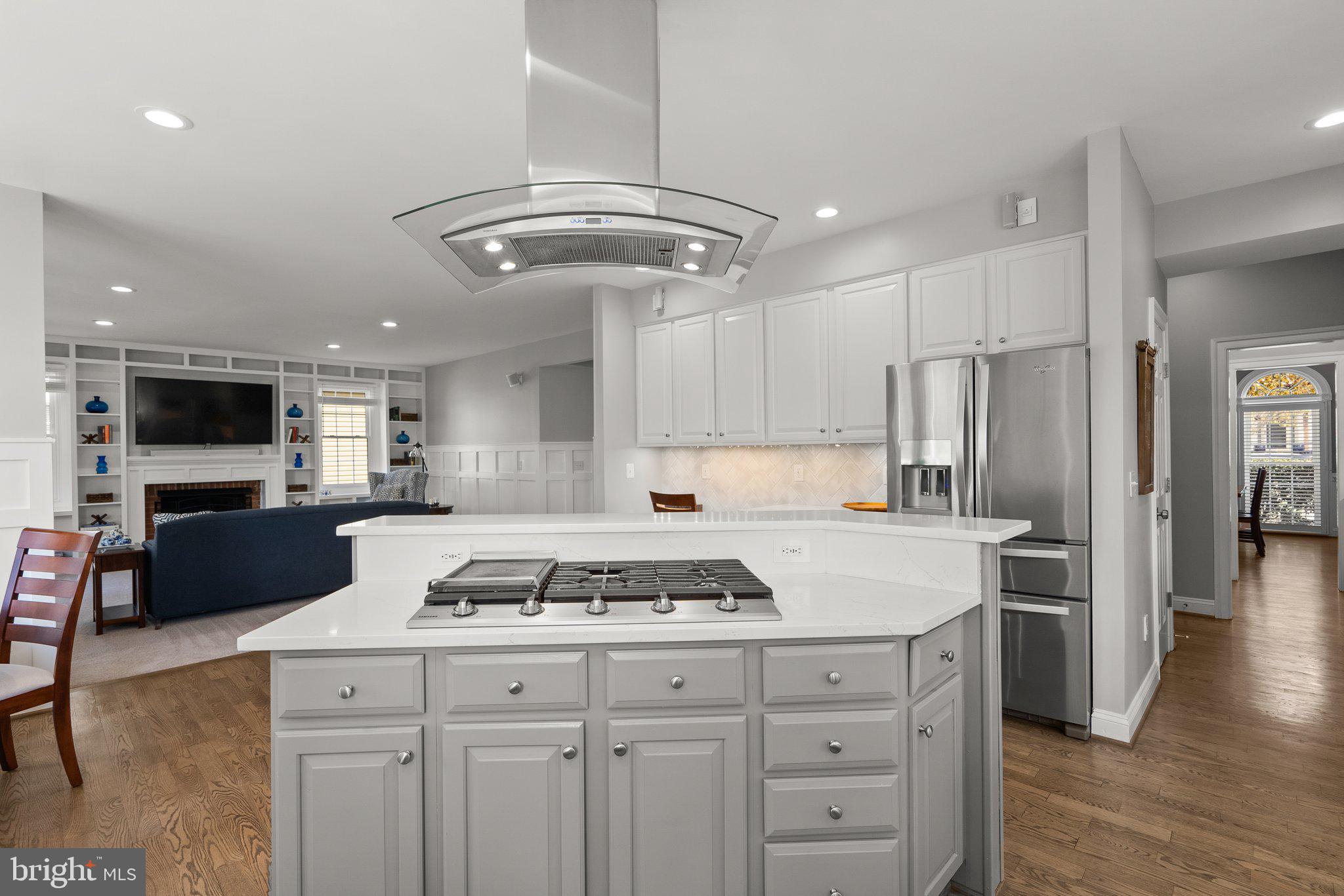 SOUTH BANK - Residential