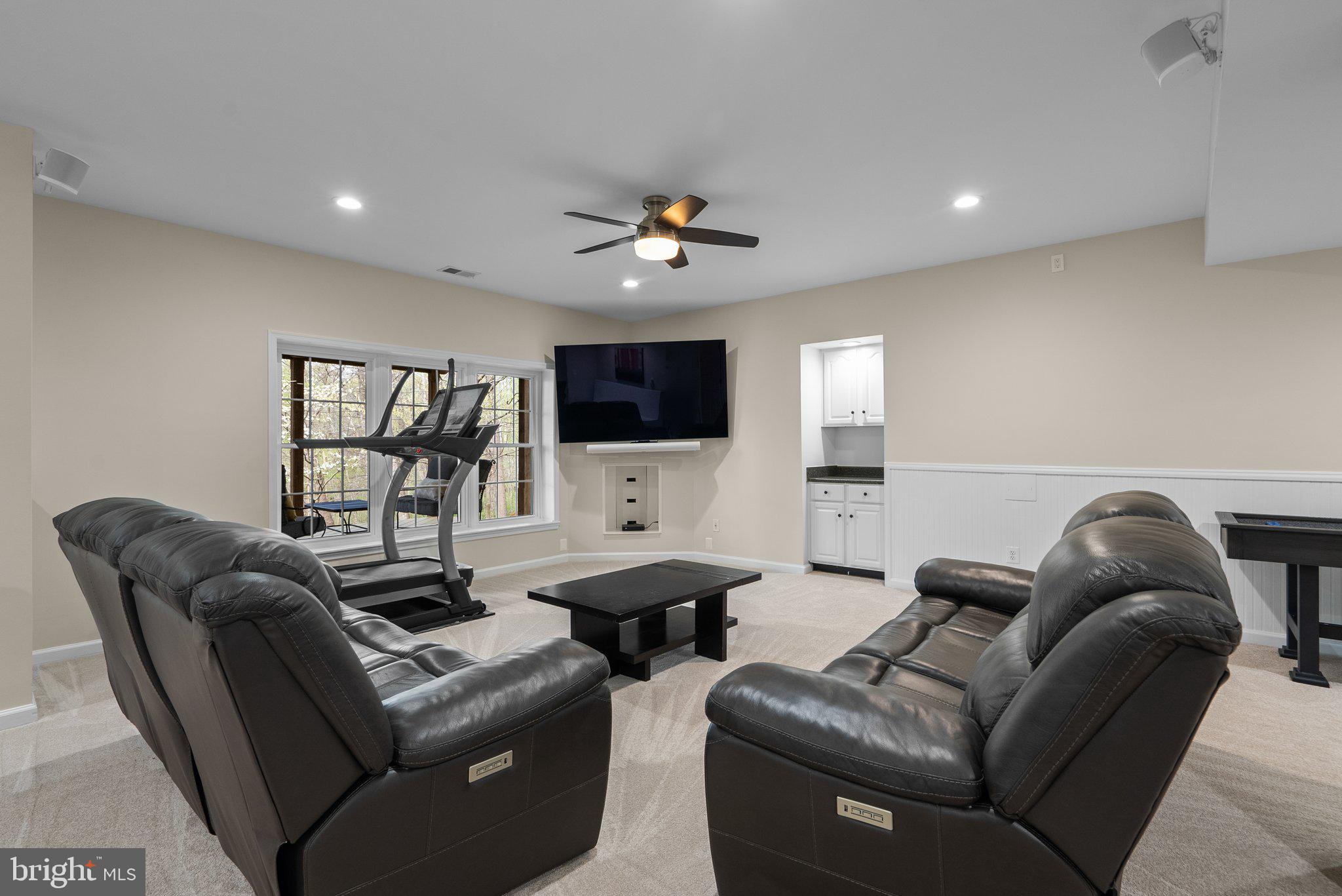 SOUTH BANK - Residential