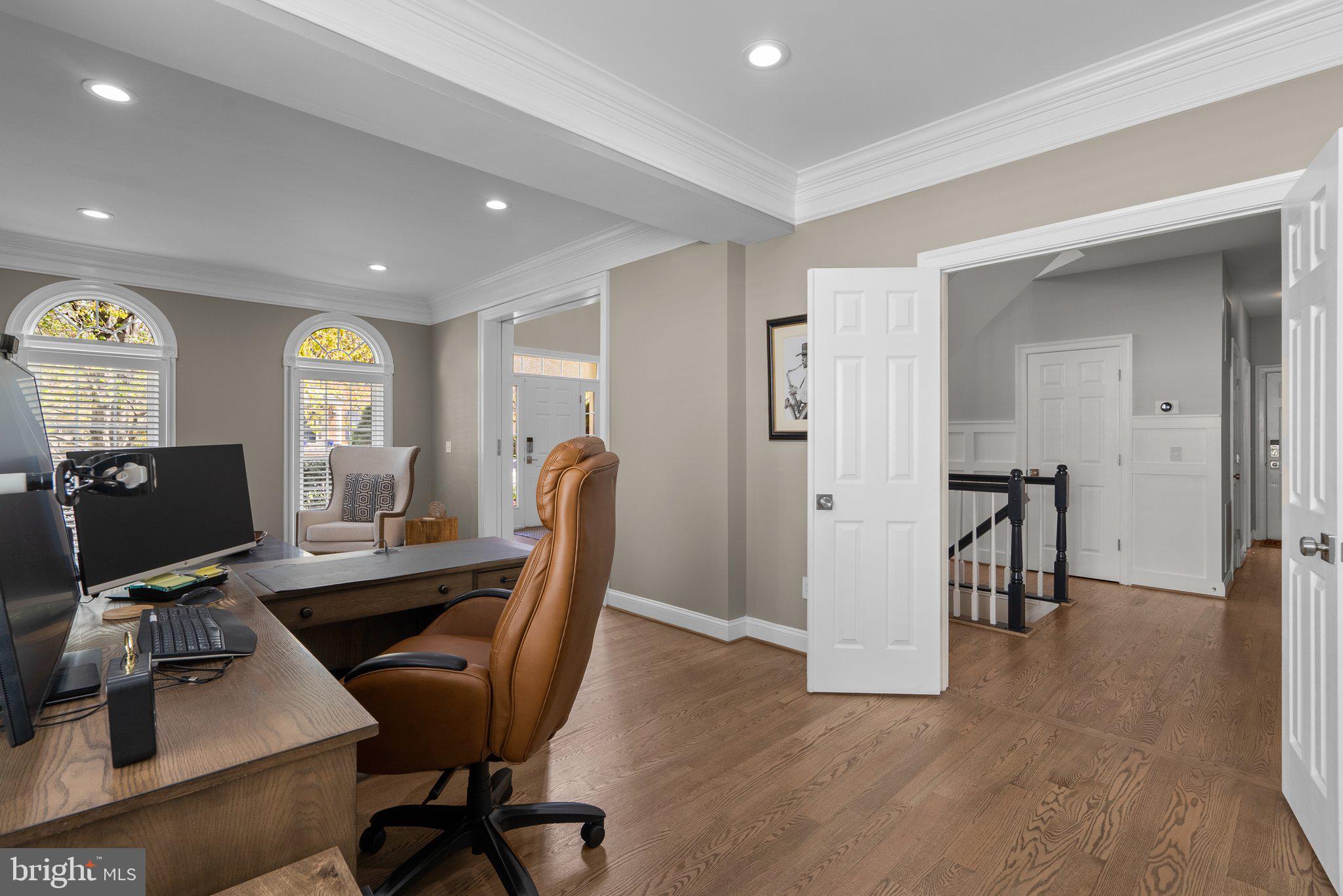 SOUTH BANK - Residential