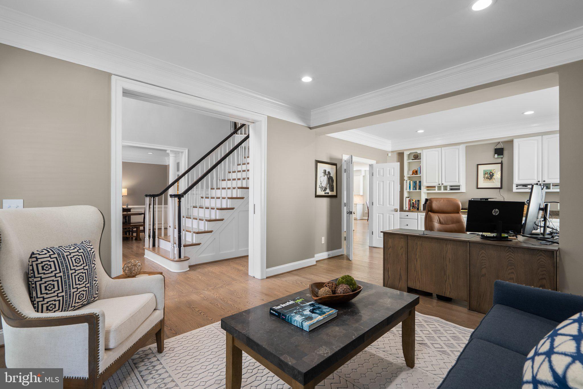 SOUTH BANK - Residential