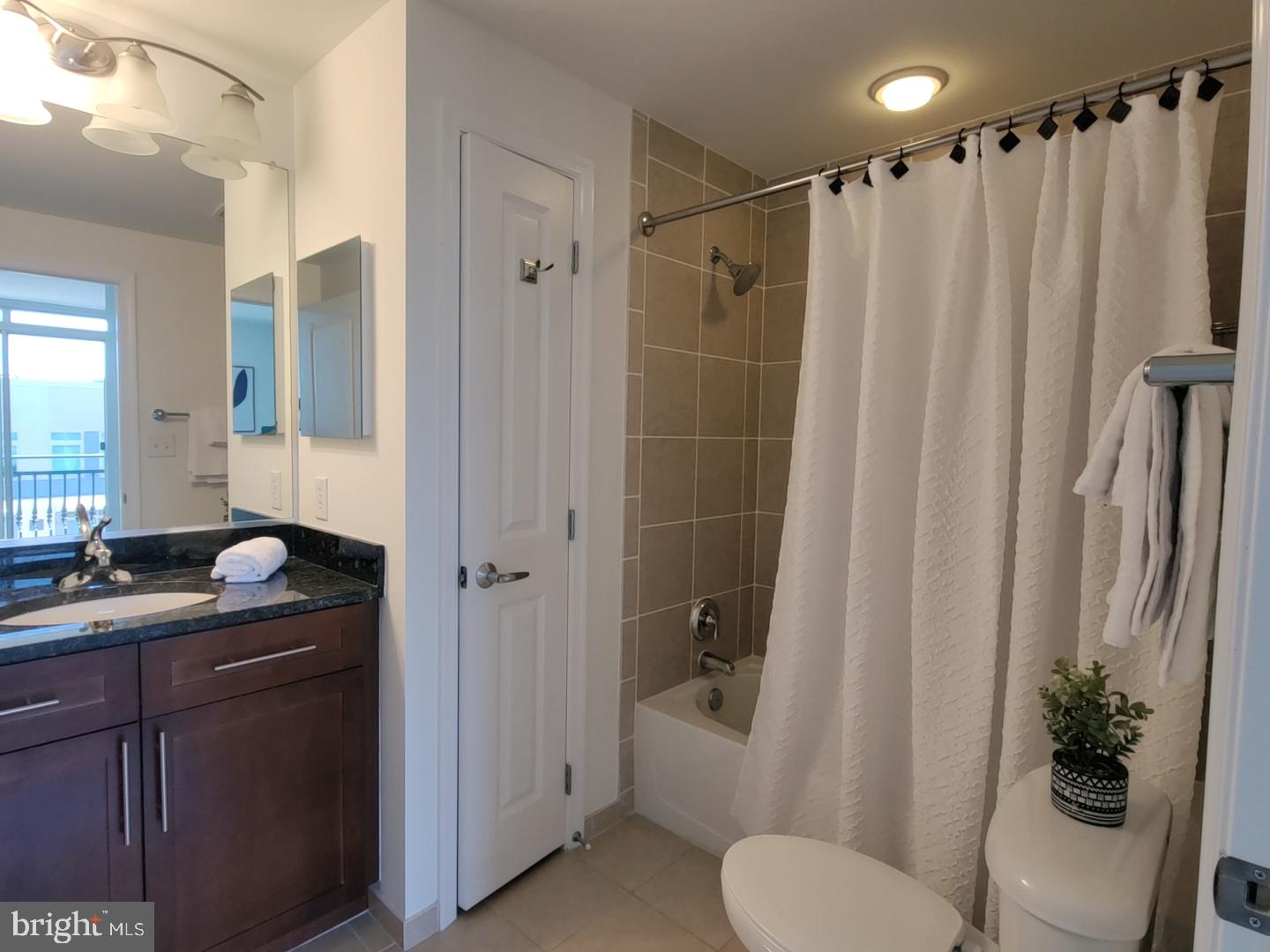 NATIONAL HARBOR - Residential