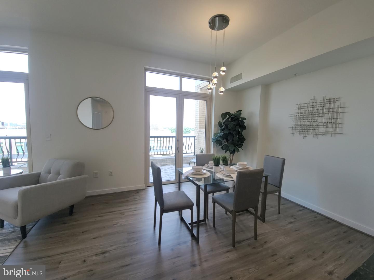 NATIONAL HARBOR - Residential