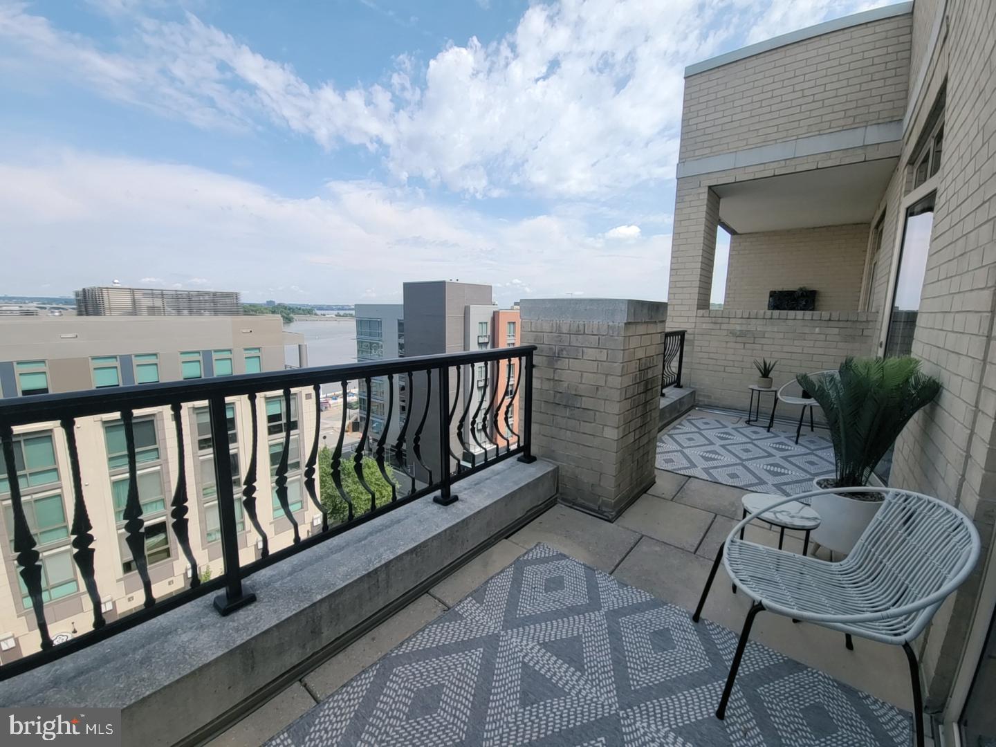 NATIONAL HARBOR - Residential