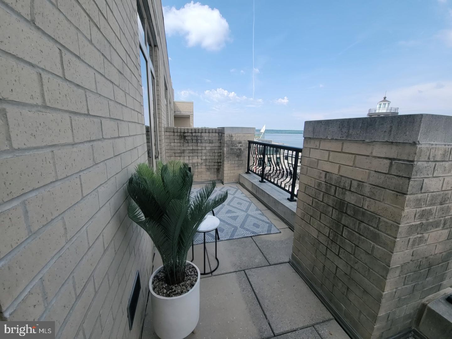 NATIONAL HARBOR - Residential