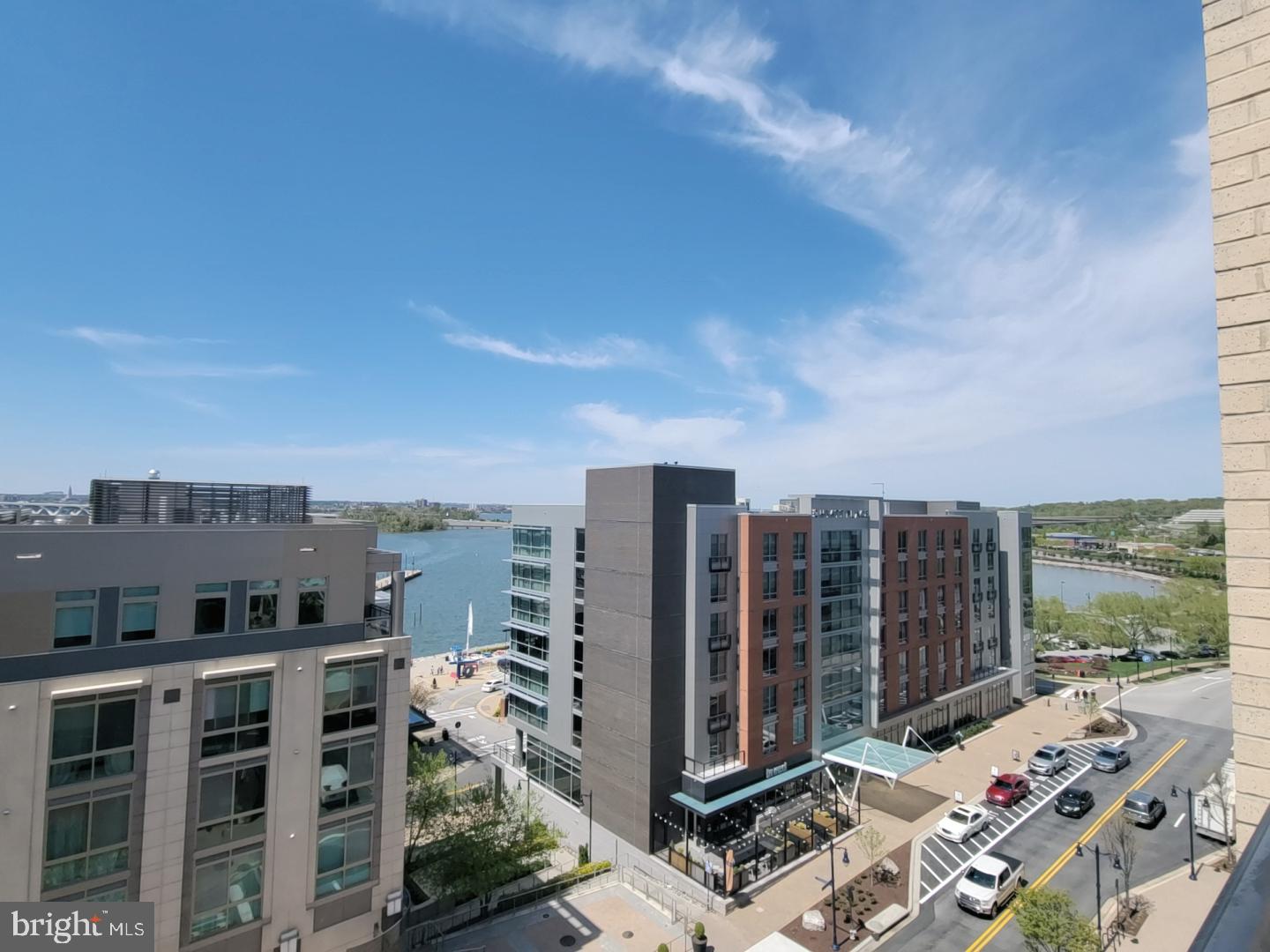 NATIONAL HARBOR - Residential