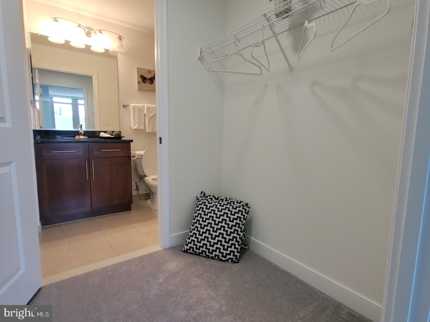 NATIONAL HARBOR - Residential